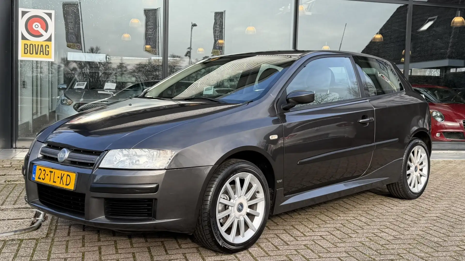 Fiat Stilo 1.8-16V Sport Clima 17" LM-Velgen Elek.Pakket Nieu Grau - 1