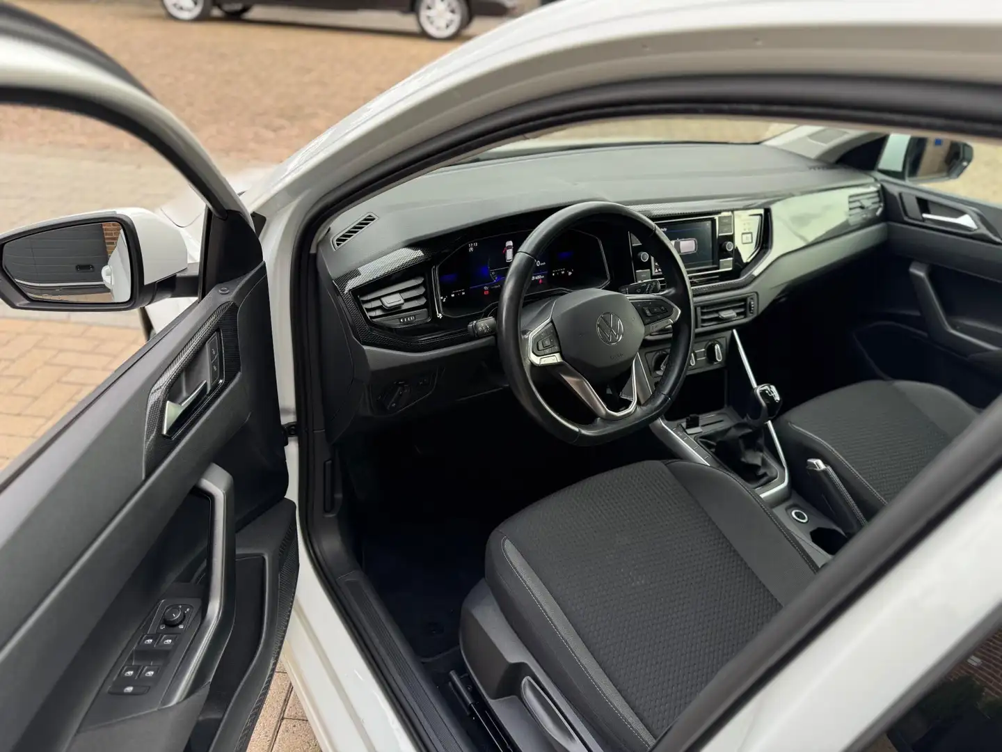 Volkswagen Polo 1.0 TSI Life Airco Navi Cruise Control Elk.Ramen z Wit - 2