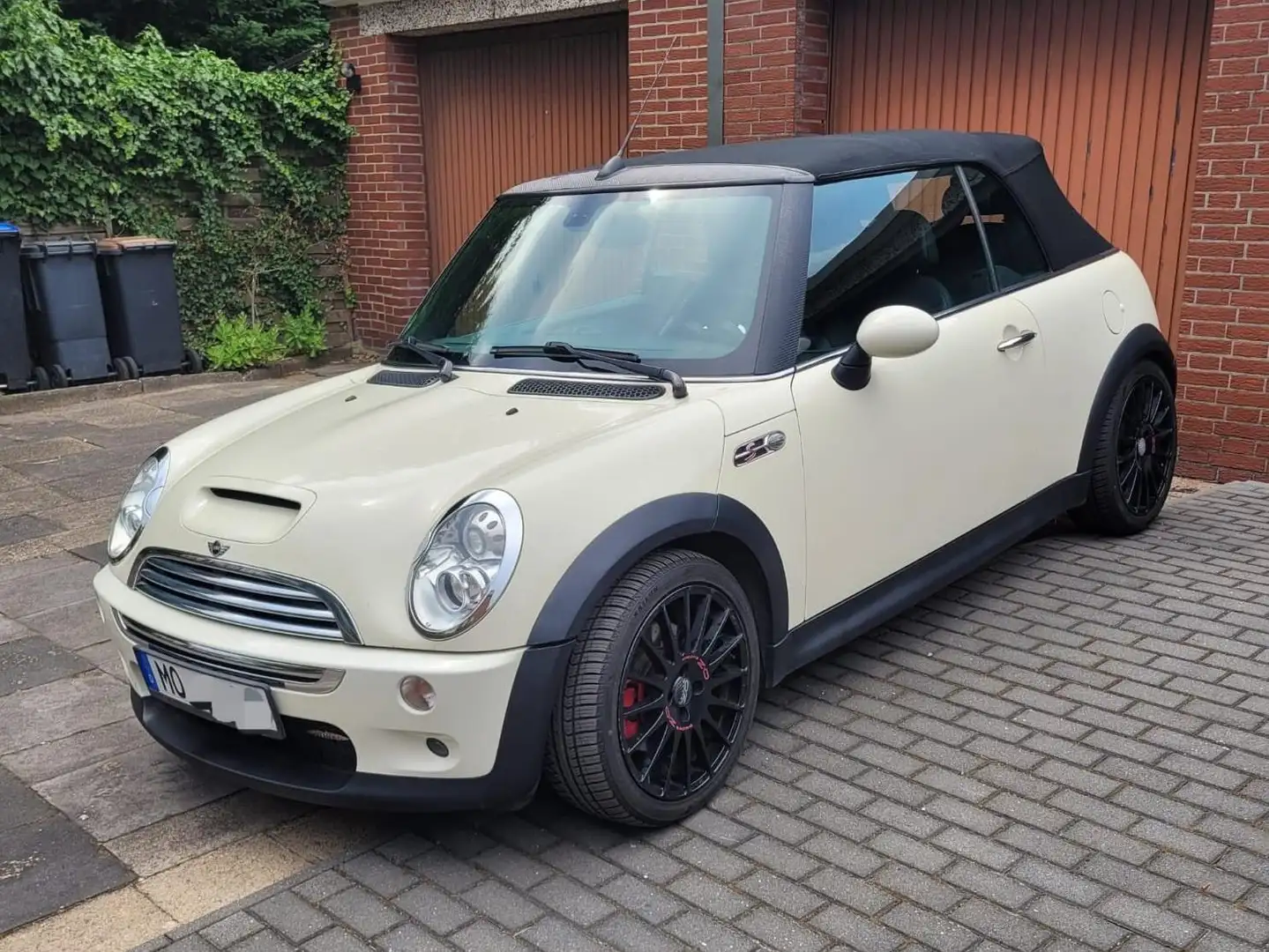 MINI John Cooper Works Cabrio Mini John Cooper Works Kit Weiß - 1