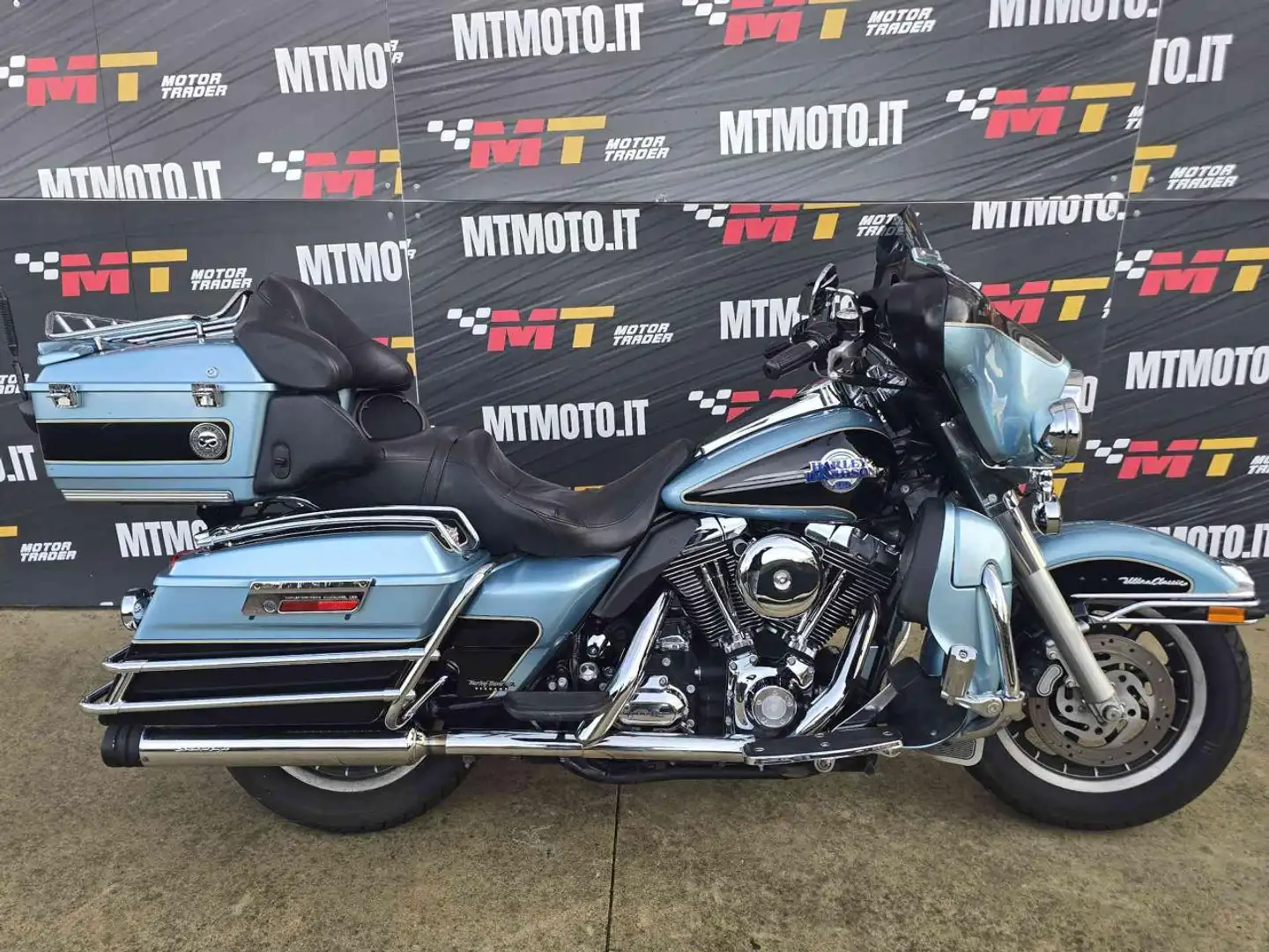 Harley-Davidson Ultra Classic Video 360 Azul - 1