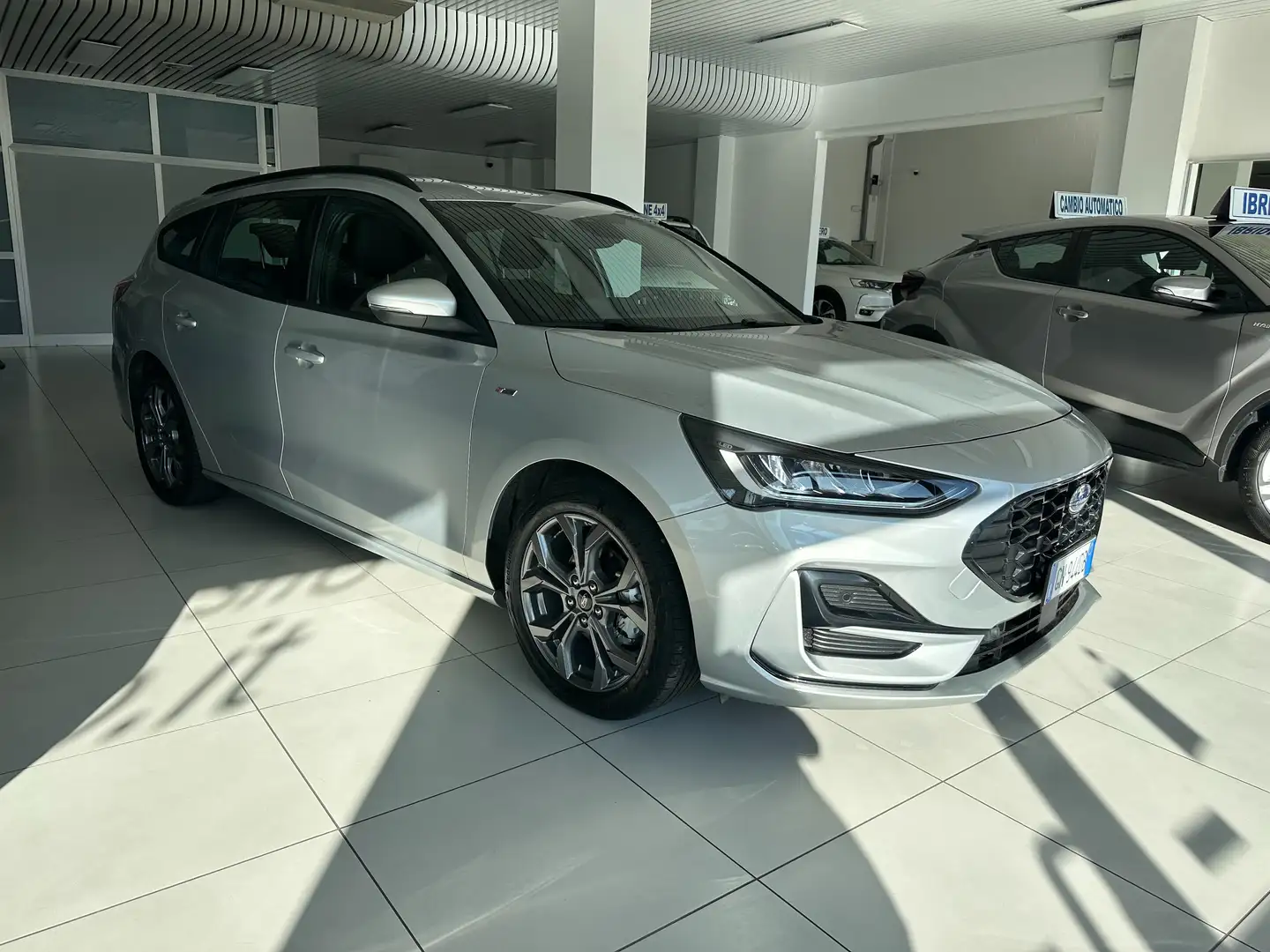 Ford Focus 1.0 CV125 SW POWERSHIFT HYBRID ST-LINE KM 500 FUL Grigio - 1