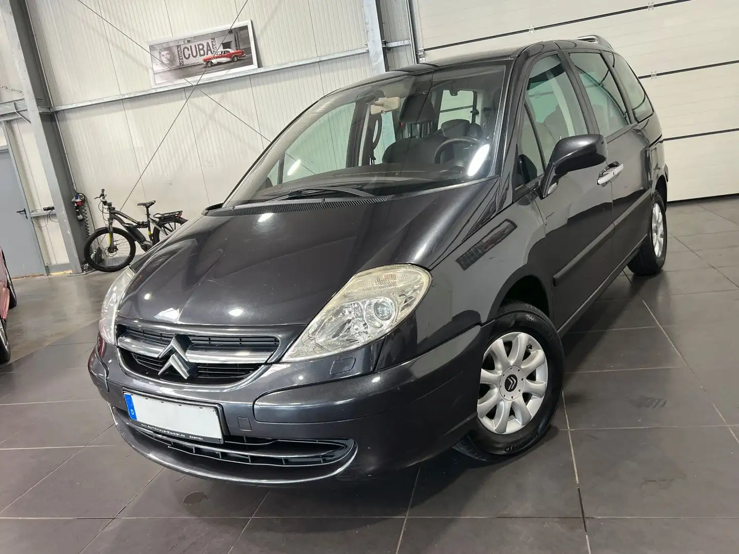 Citroen C8 2.0 Style **Klimaanlage*Schiebetüren** Grau - 1