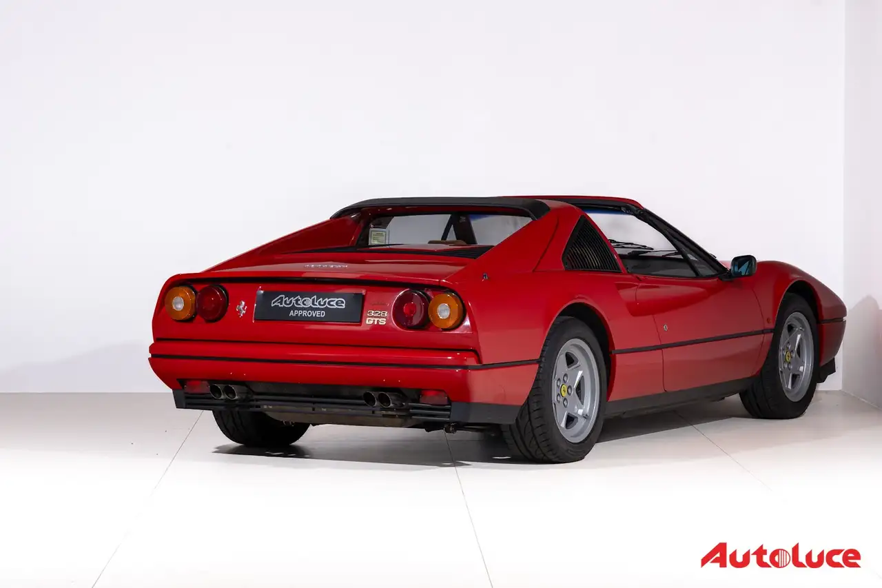 Ferrari 328 GTS, foto 4