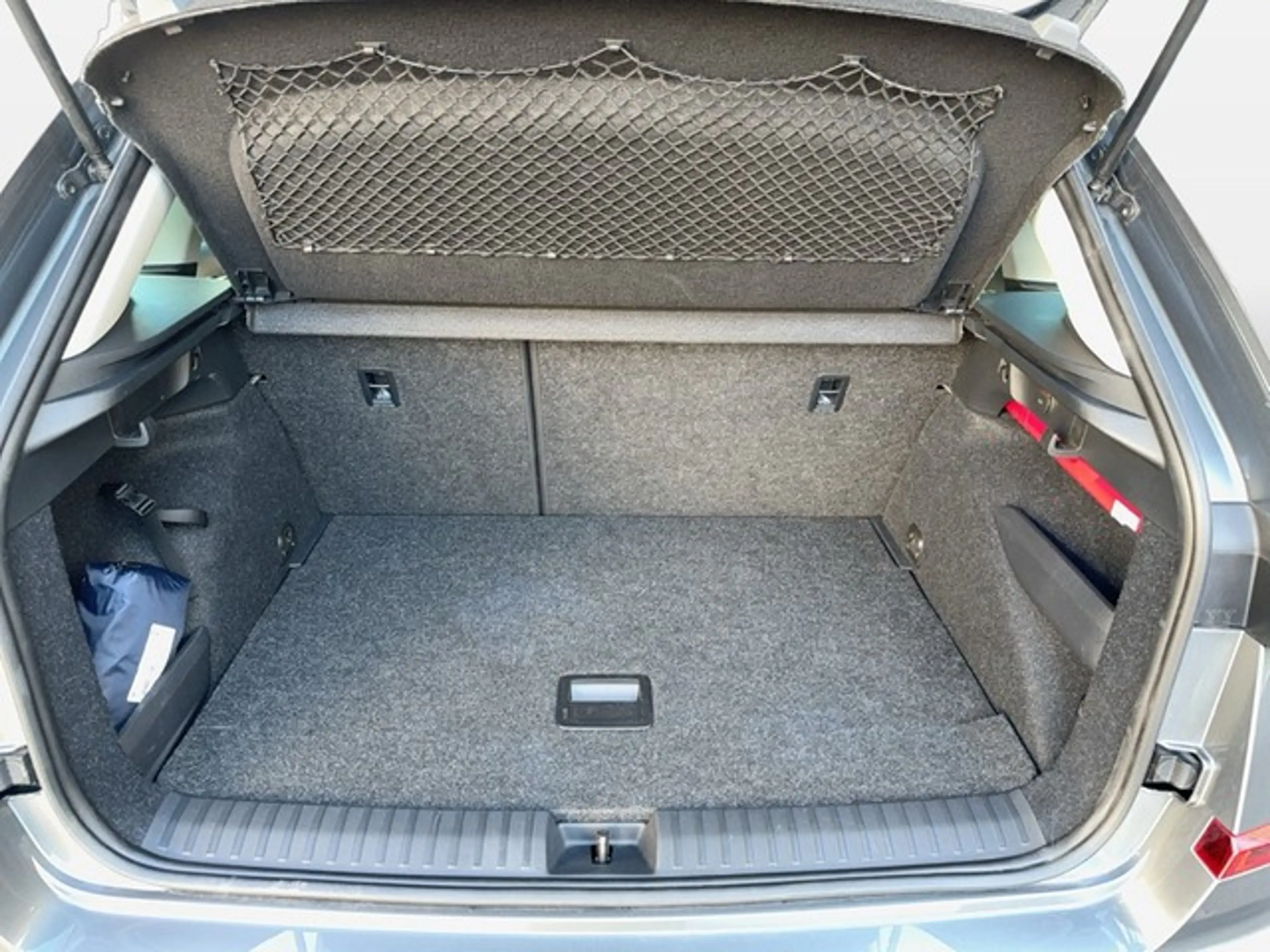 Skoda Kamiq Selection 1.0 TSI DSG LED Rückfahrkamera Einpar... — photo 13
