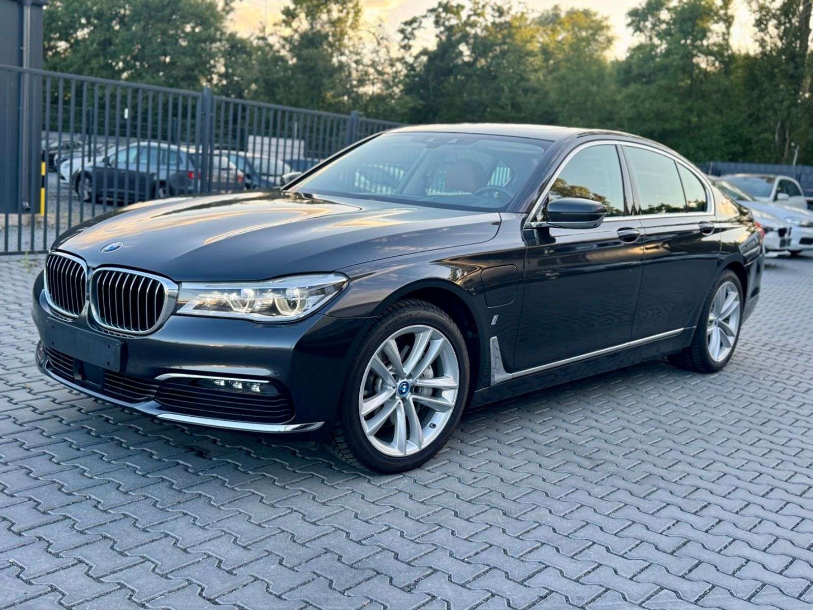 Second hand Bmw 7 Series 