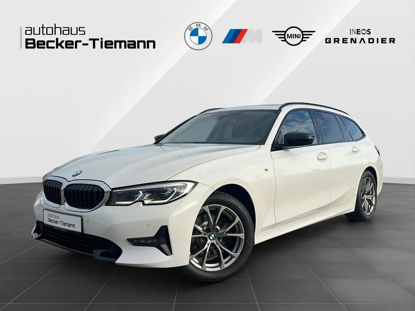 BMW 320 d Touring LivePro/CarPlay/Panorama/Laser/AHK/Sport Wit - 1