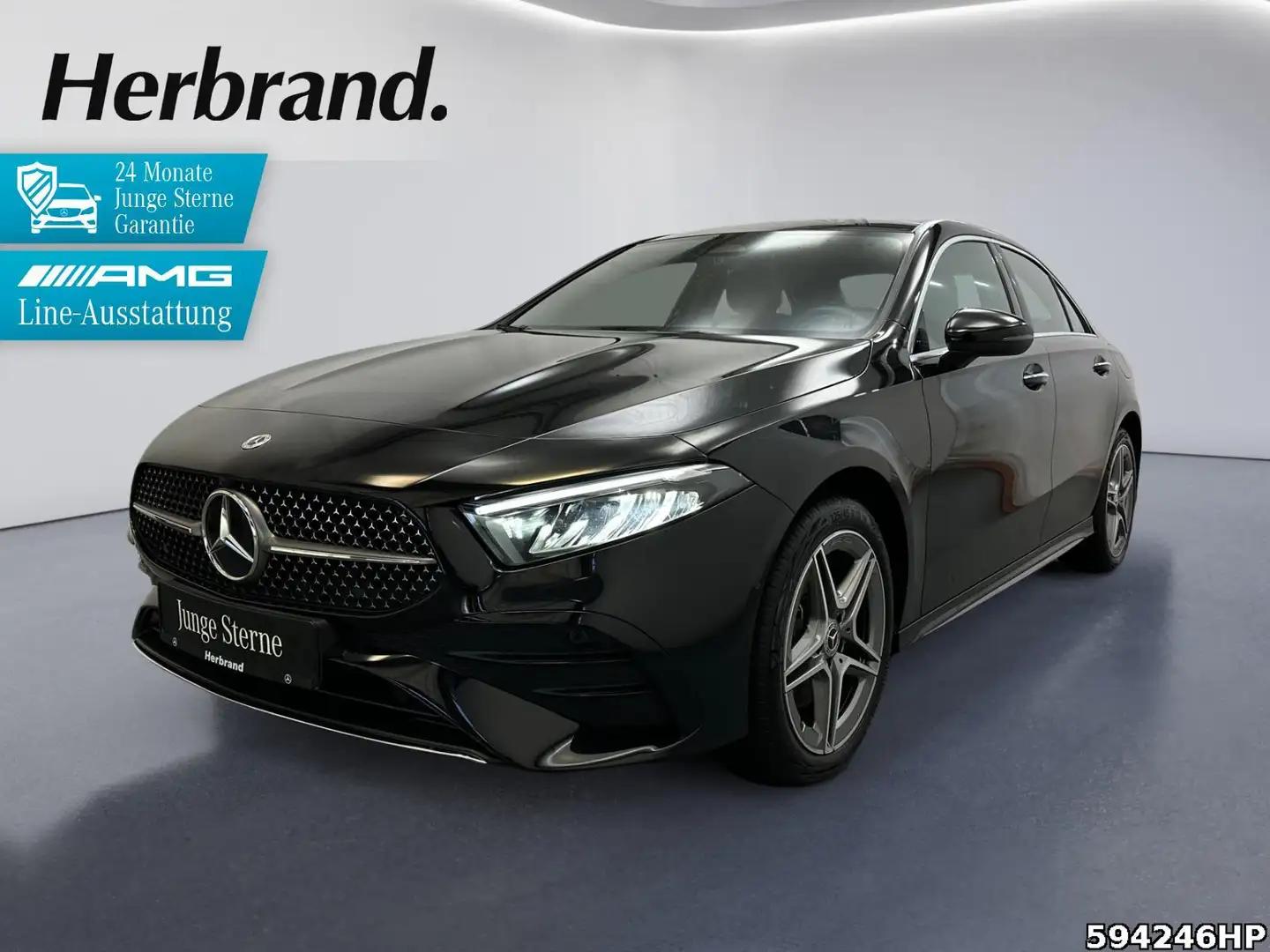 Mercedes-Benz A 250 AMG Limousine Pano AHK Winter-Paket Totw Schwarz - 1