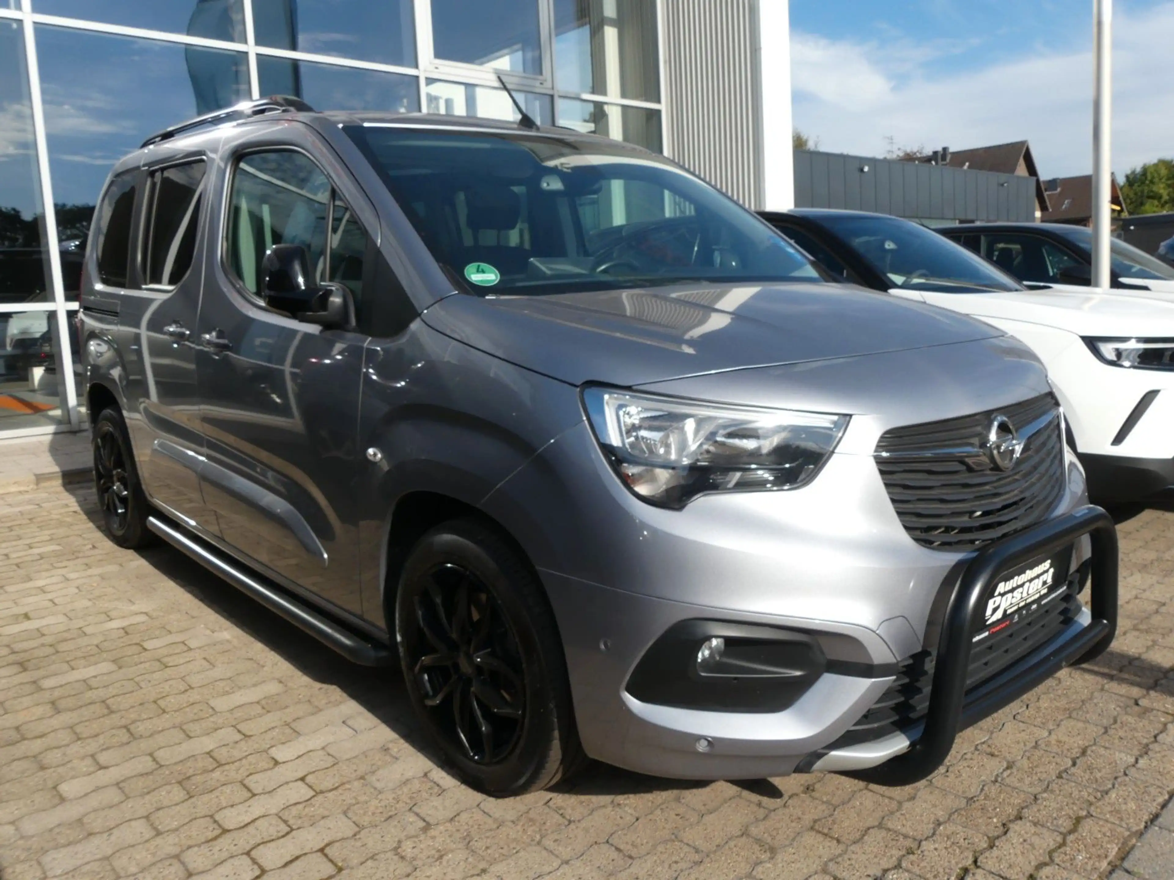 Opel Combo Life E Ultimate — photo 7