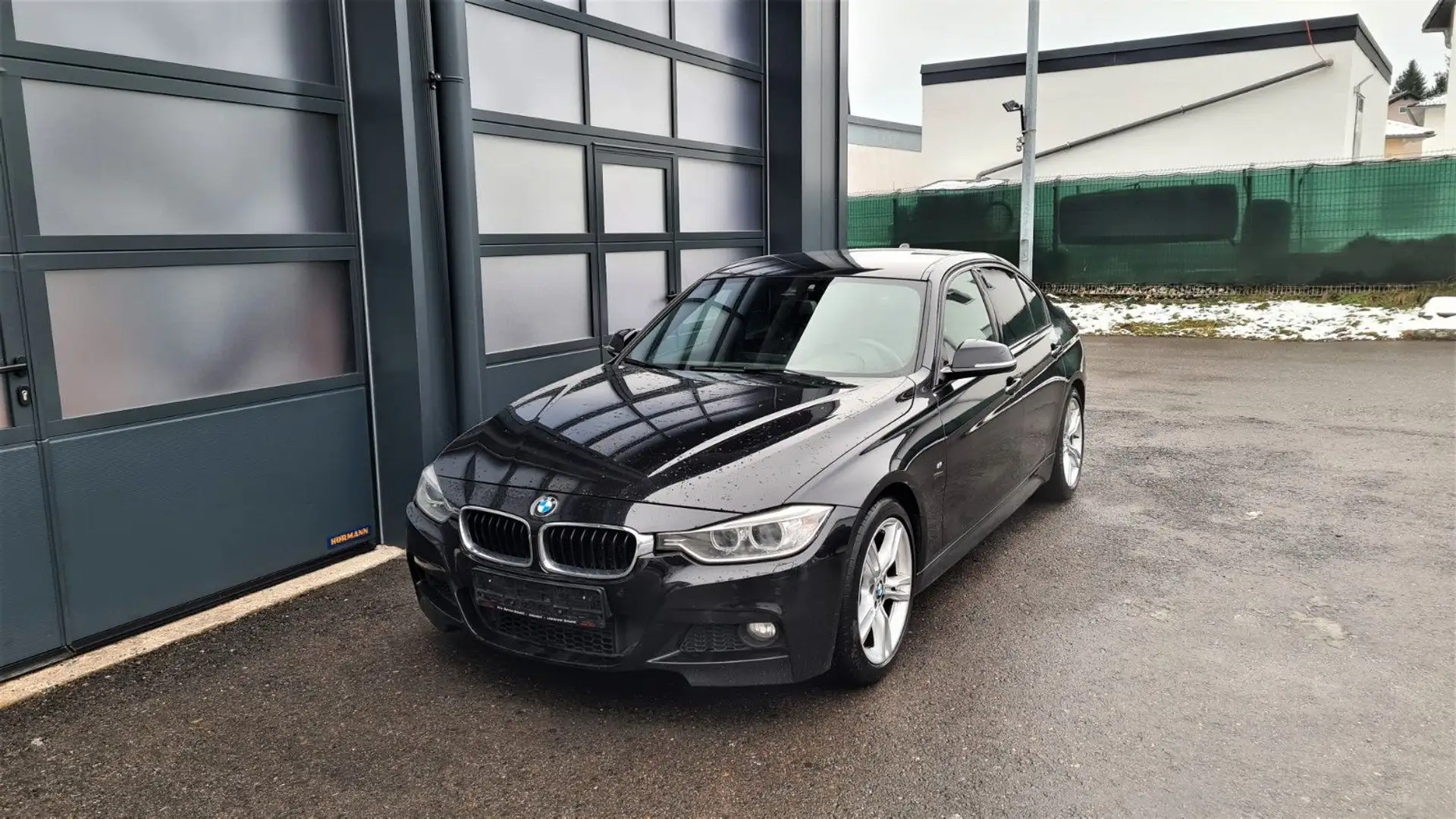 BMW 325 Baureihe 3 Lim. 325d Bi-Xenon M-Paket Sport Schwarz - 1