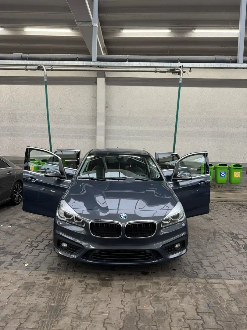 BMW 218 218d Active Tourer Luxury Line - 1