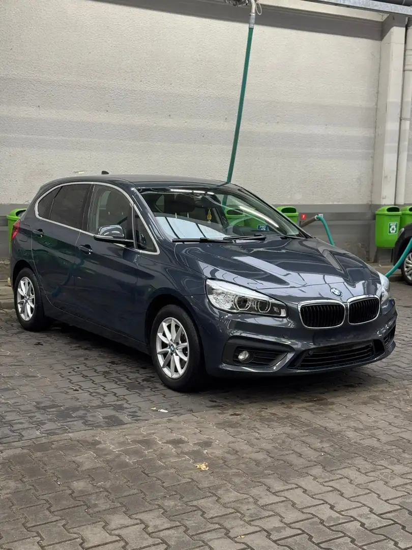 BMW 218 218d Active Tourer Luxury Line - 2