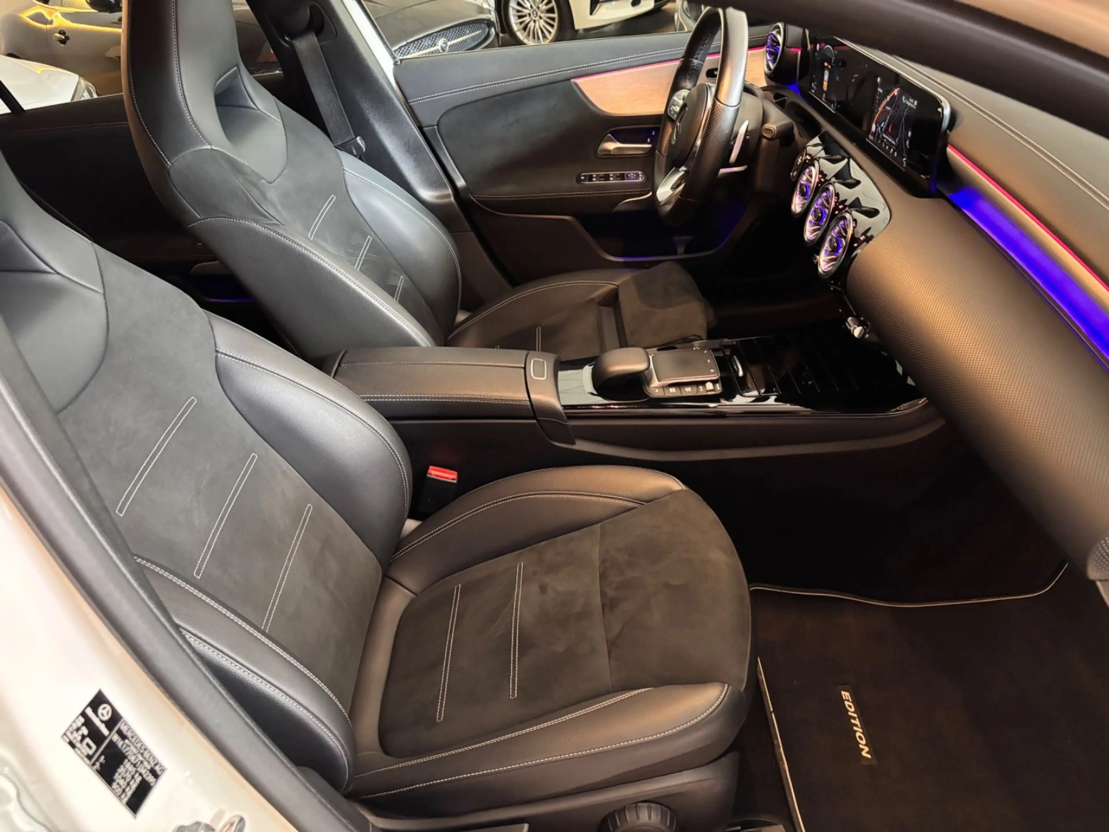 Mercedes-Benz A 200 AMG Edition — photo 16