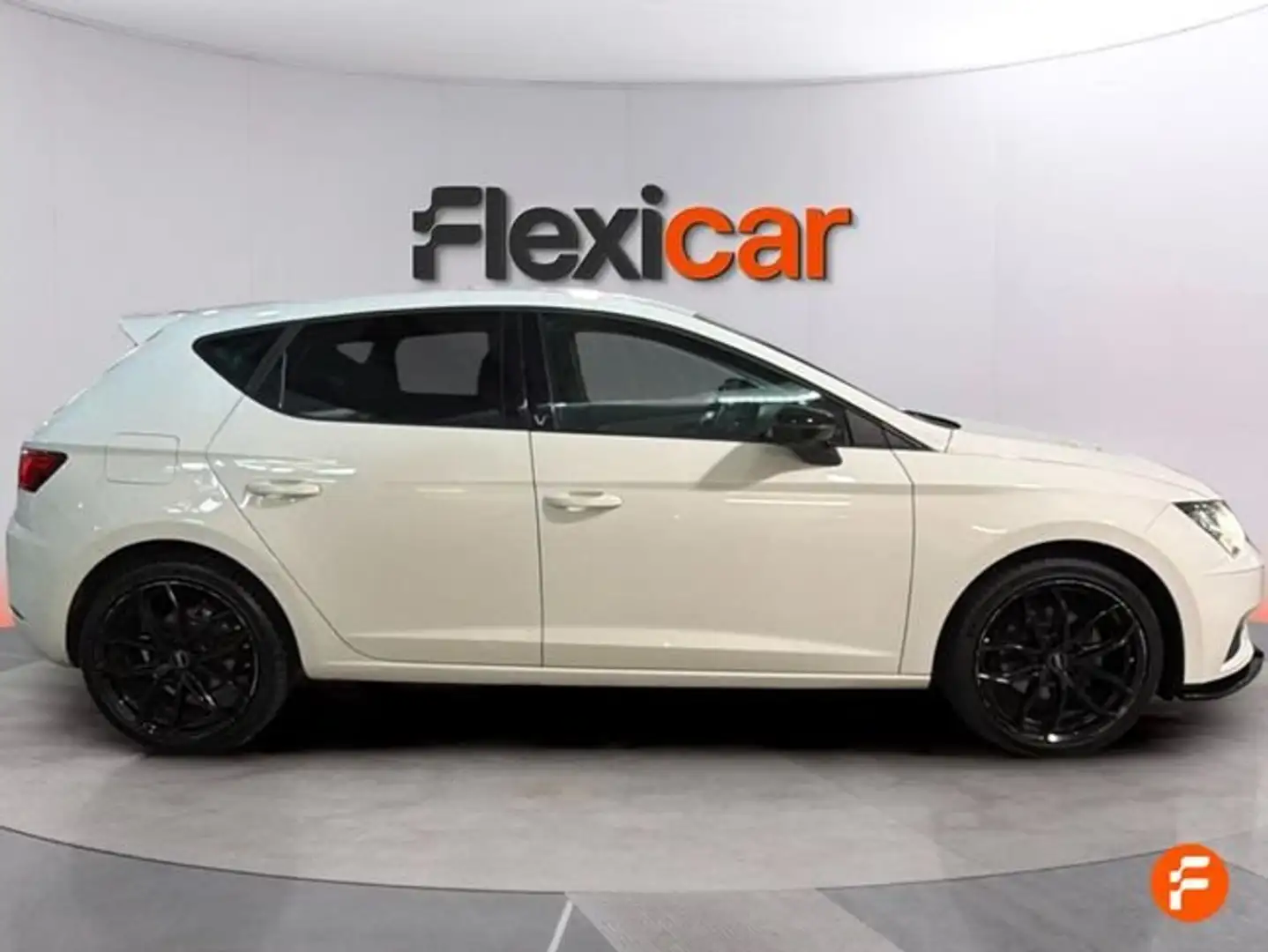 SEAT Leon ST 1.5 EcoTSI S&S Style 130 Blanco - 2