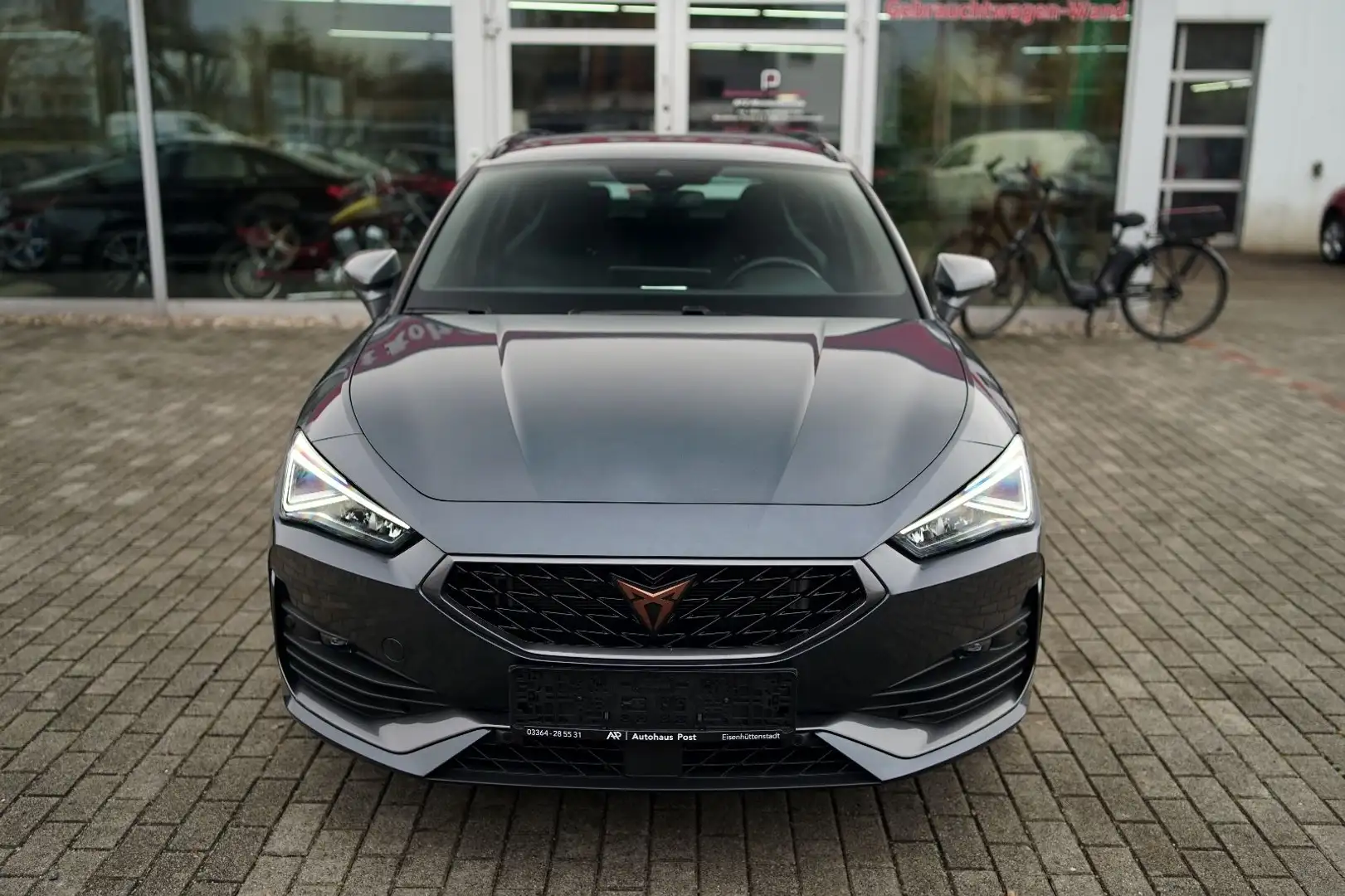 CUPRA Leon Sportstourer e-Hybrid Navi Kamera ACC Grau - 2