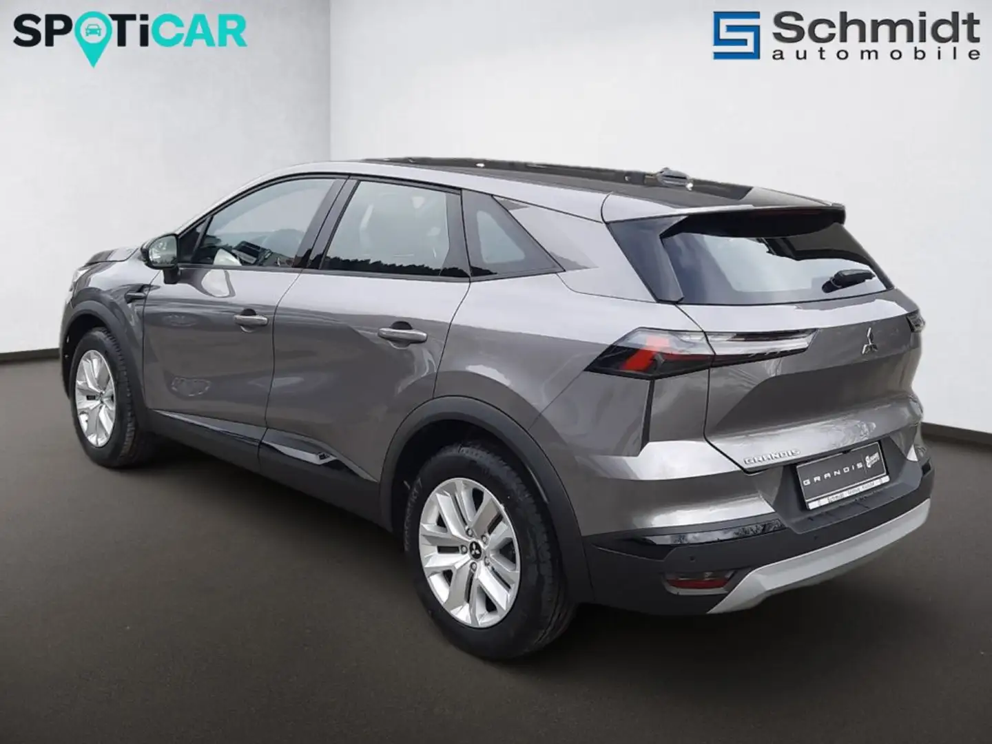 Mitsubishi Grandis 1,3 Petrol Invite C 26 Grau - 2
