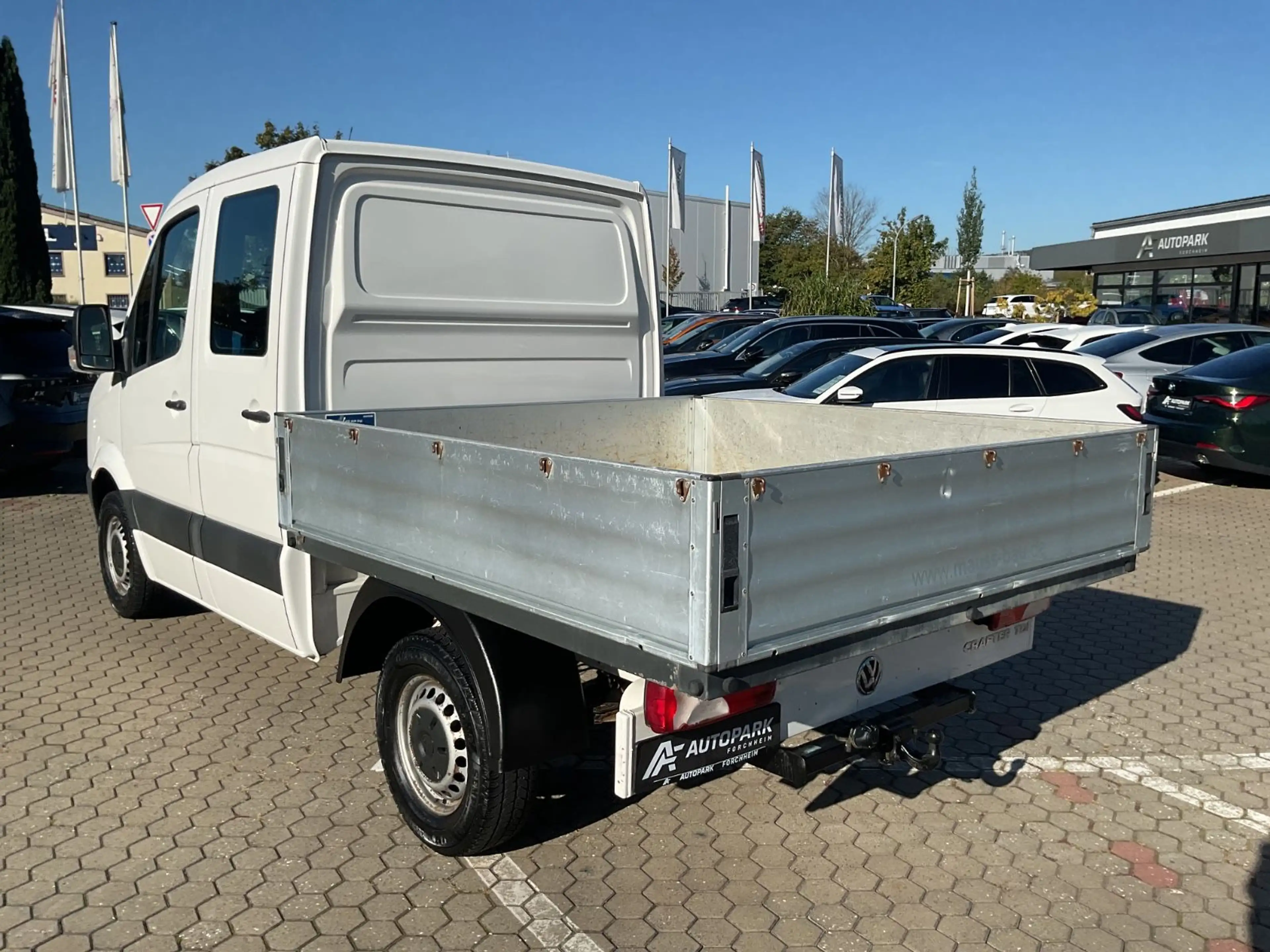 Volkswagen Crafter Pritsche 30 L1 kurz DoKa AHK — photo 6