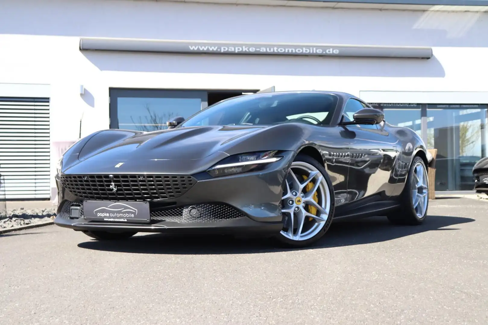 Ferrari Roma 3.9 V8 Coupe +MATRIX+SCM+1.HAND+SITZBELÜFTUNG+ Grau - 2