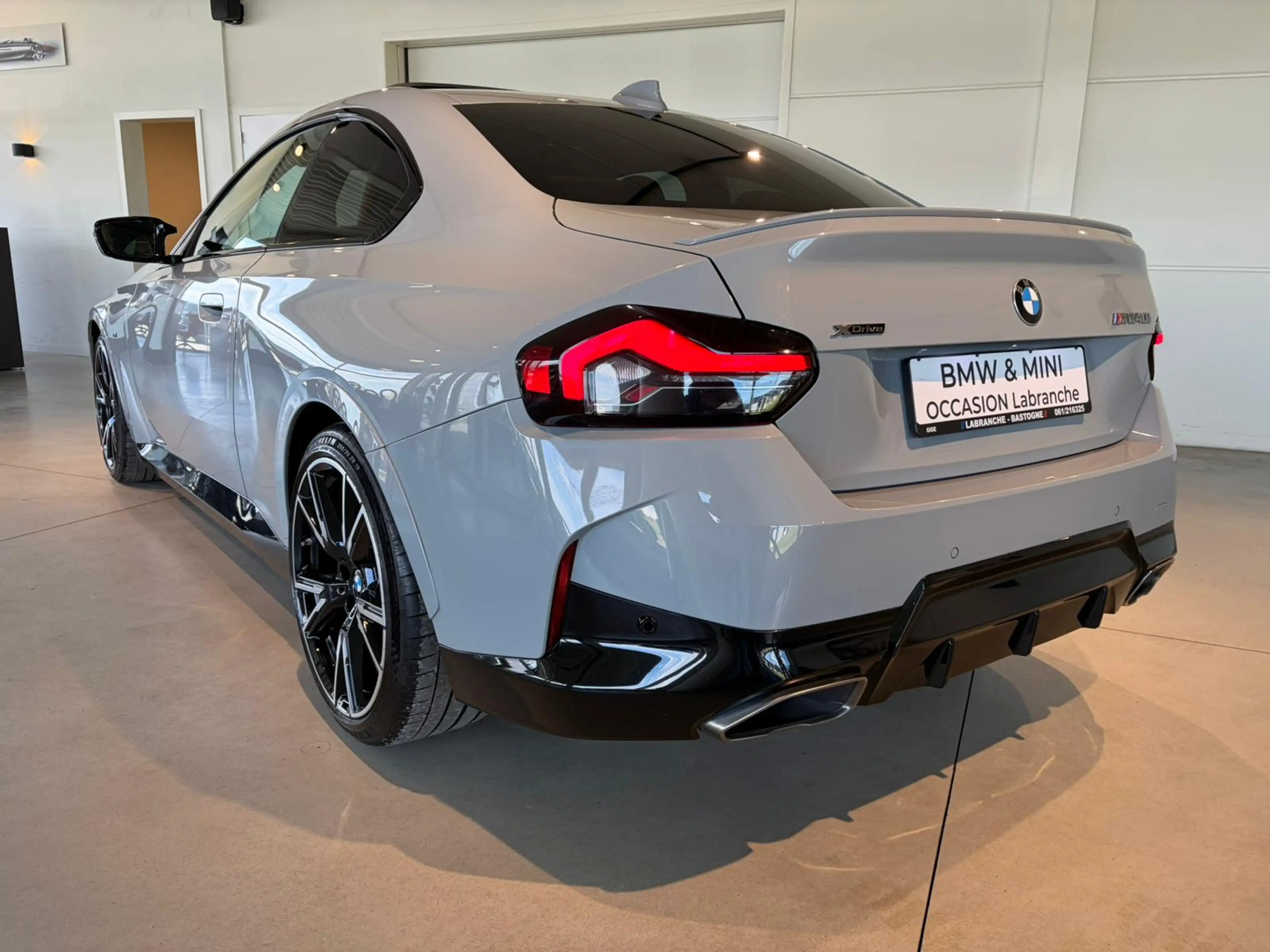 BMW 240 i COUPE/X-DRIVE/TOIT OUVRANT/CARPLAY — photo 2