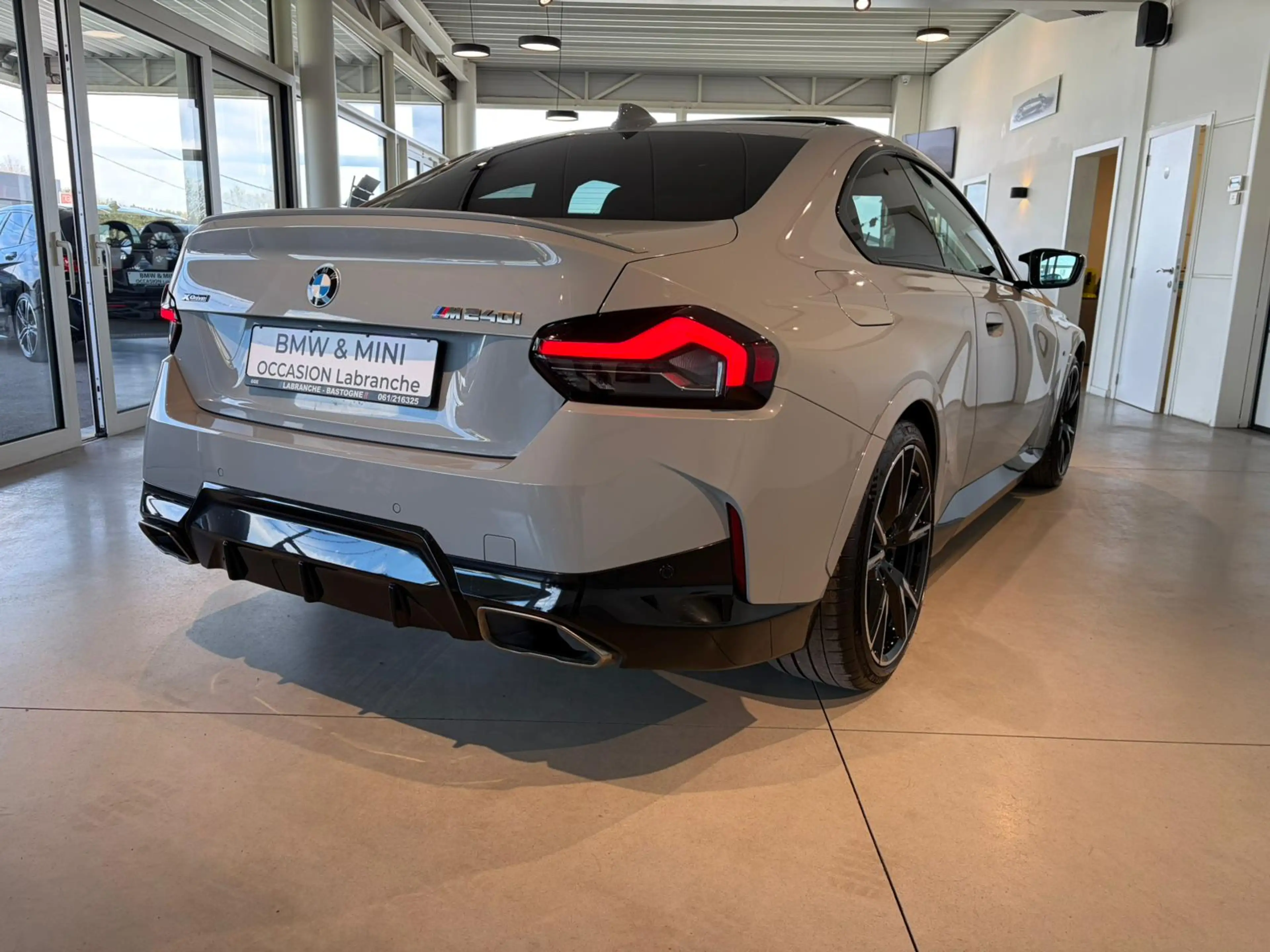 BMW 240 i COUPE/X-DRIVE/TOIT OUVRANT/CARPLAY — photo 4