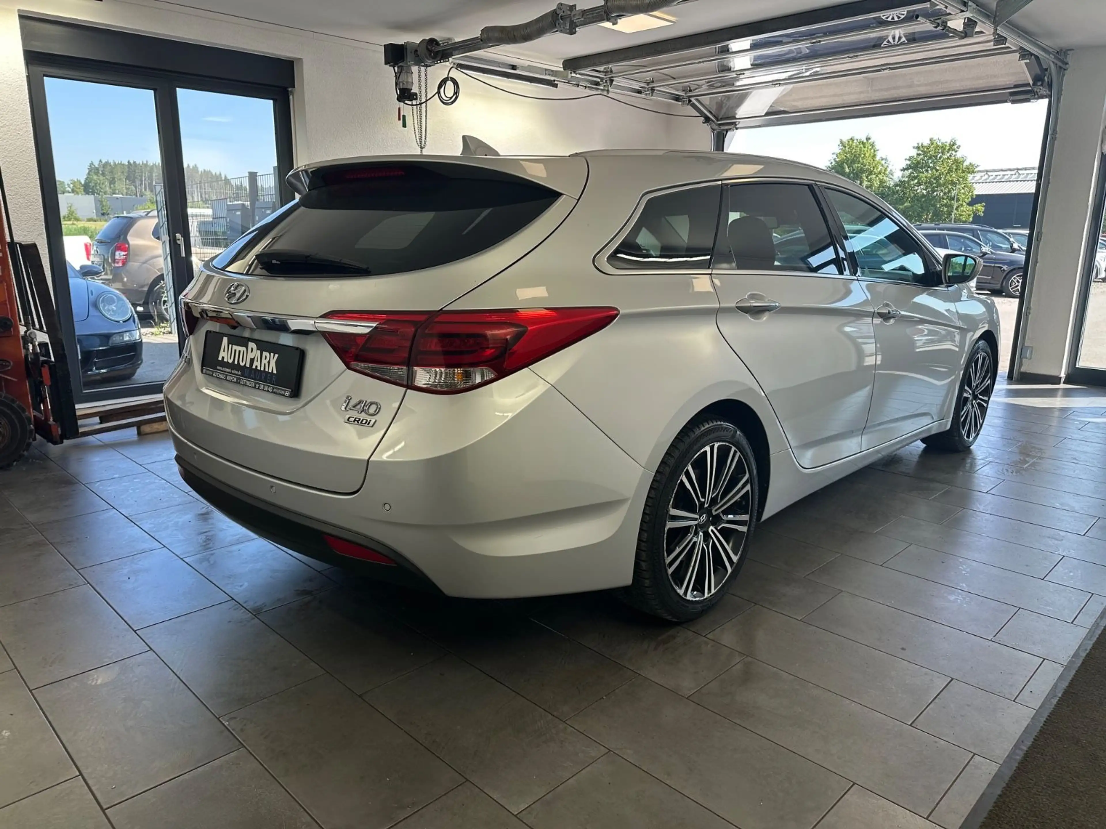 Hyundai i40 cw blue Premium*Leder*SHZ*Xenon*PDC* — photo 6