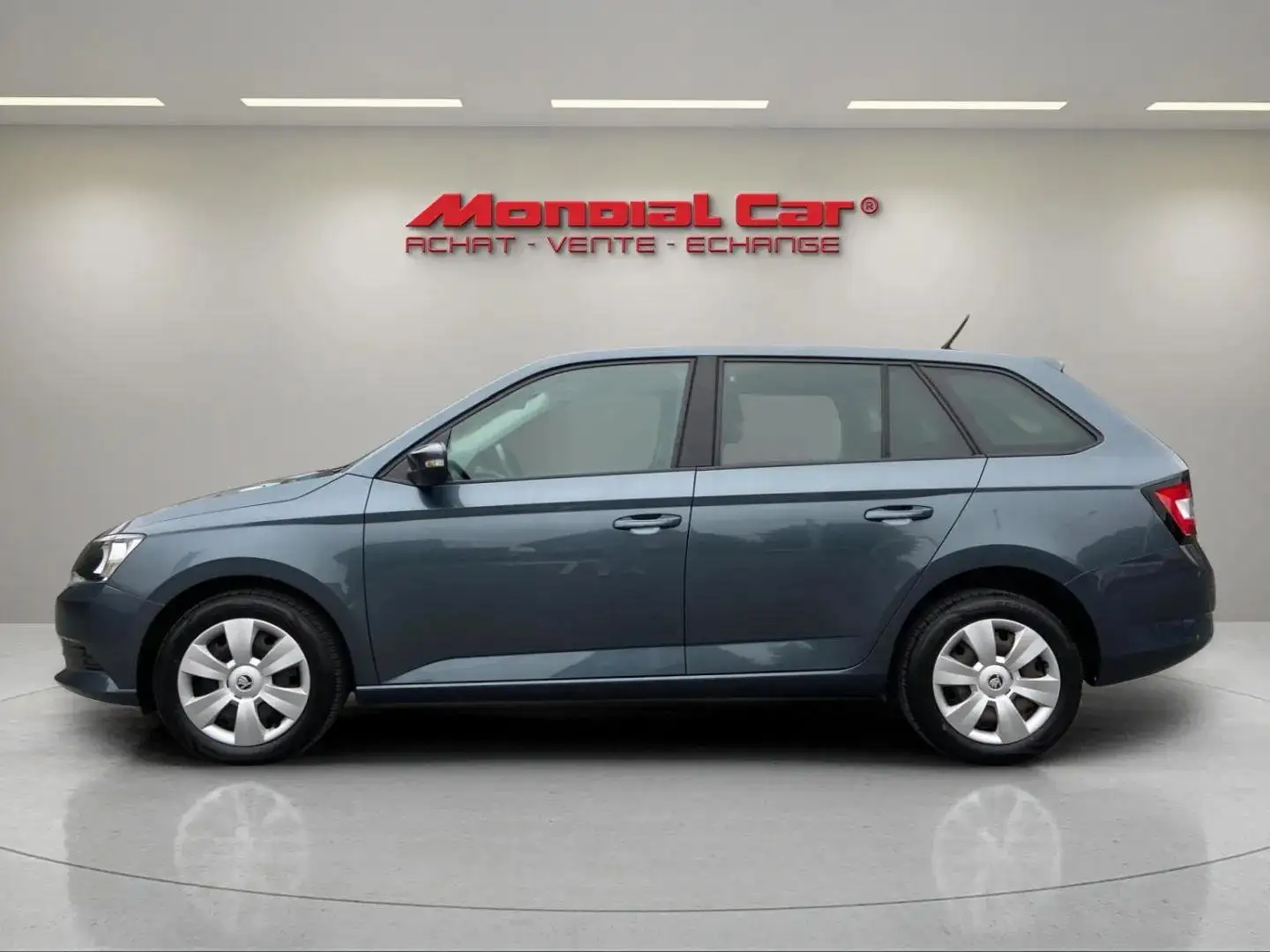 Skoda Fabia Fabia SW 1.2 TSI *Capteur d'aide au stationnement* Gris - 2