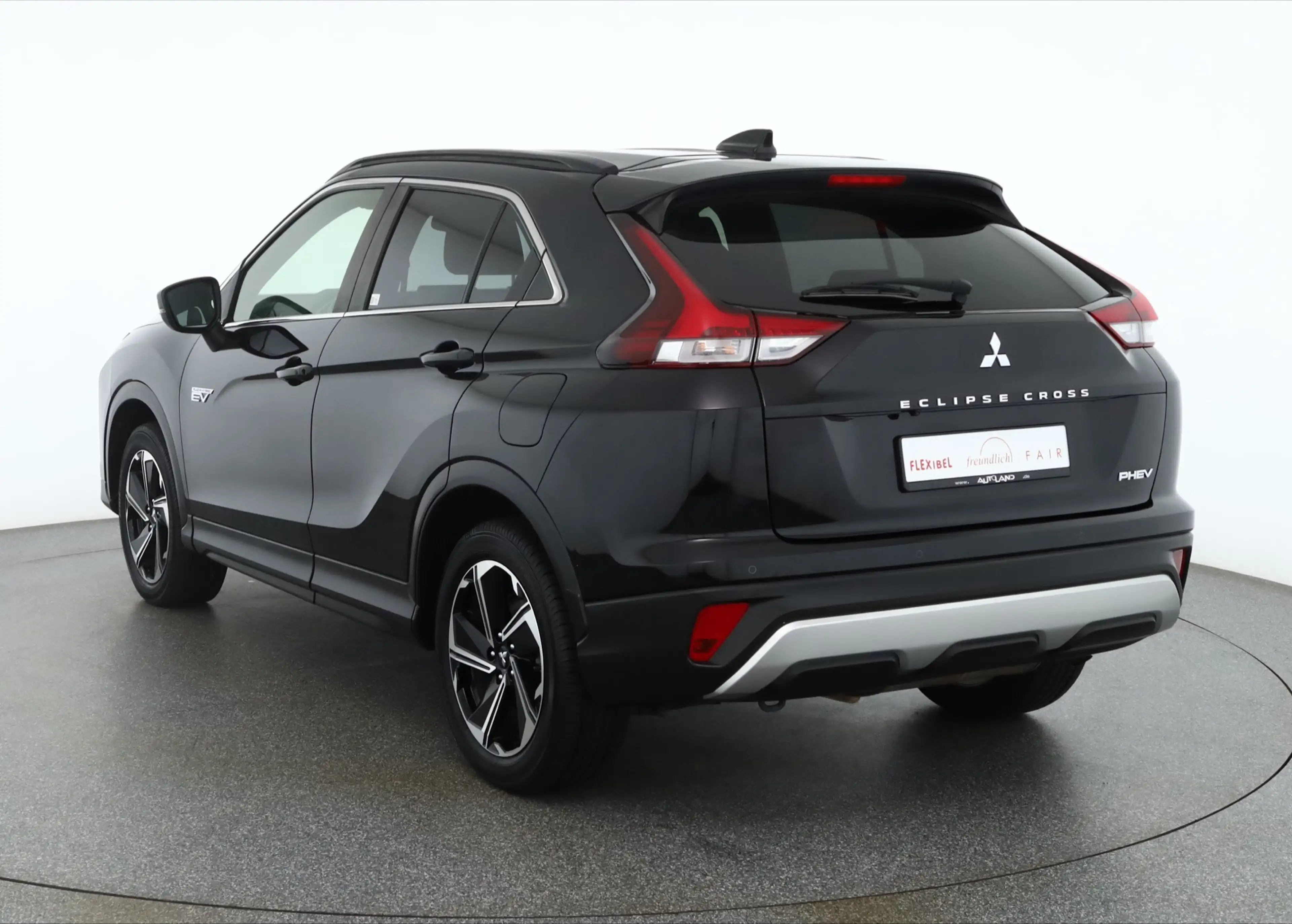 Mitsubishi Eclipse Cross 2.4 Hybrid Plus 4WD Standheizung — photo 3