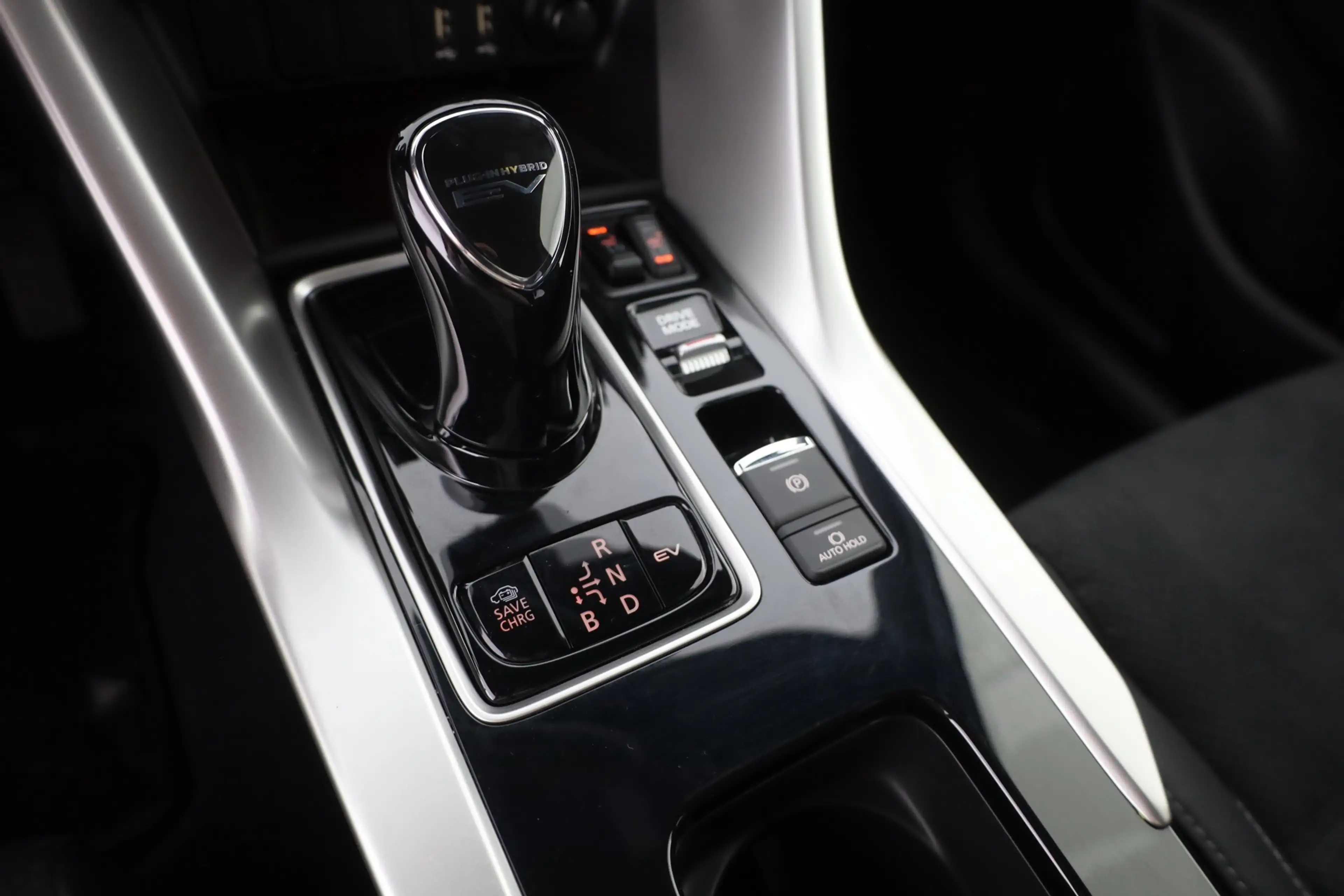 Mitsubishi Eclipse Cross 2.4 Hybrid Plus 4WD Standheizung — photo 15