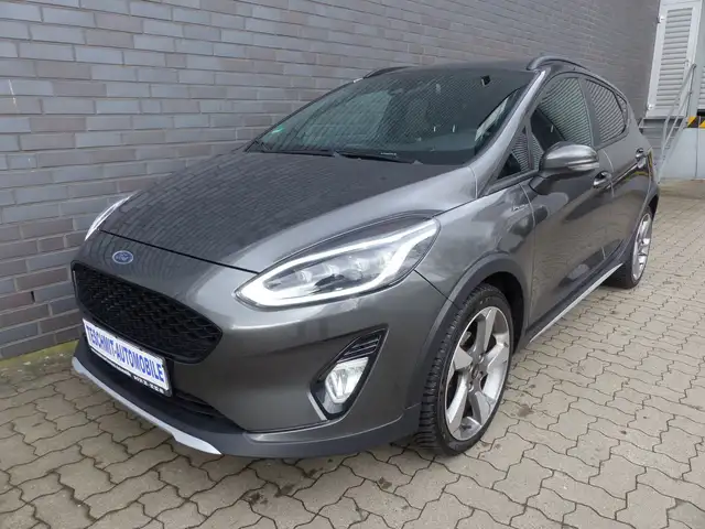 Ford Fiesta Active Plus Automatik/Navi/LED/AHK/Sitzh.