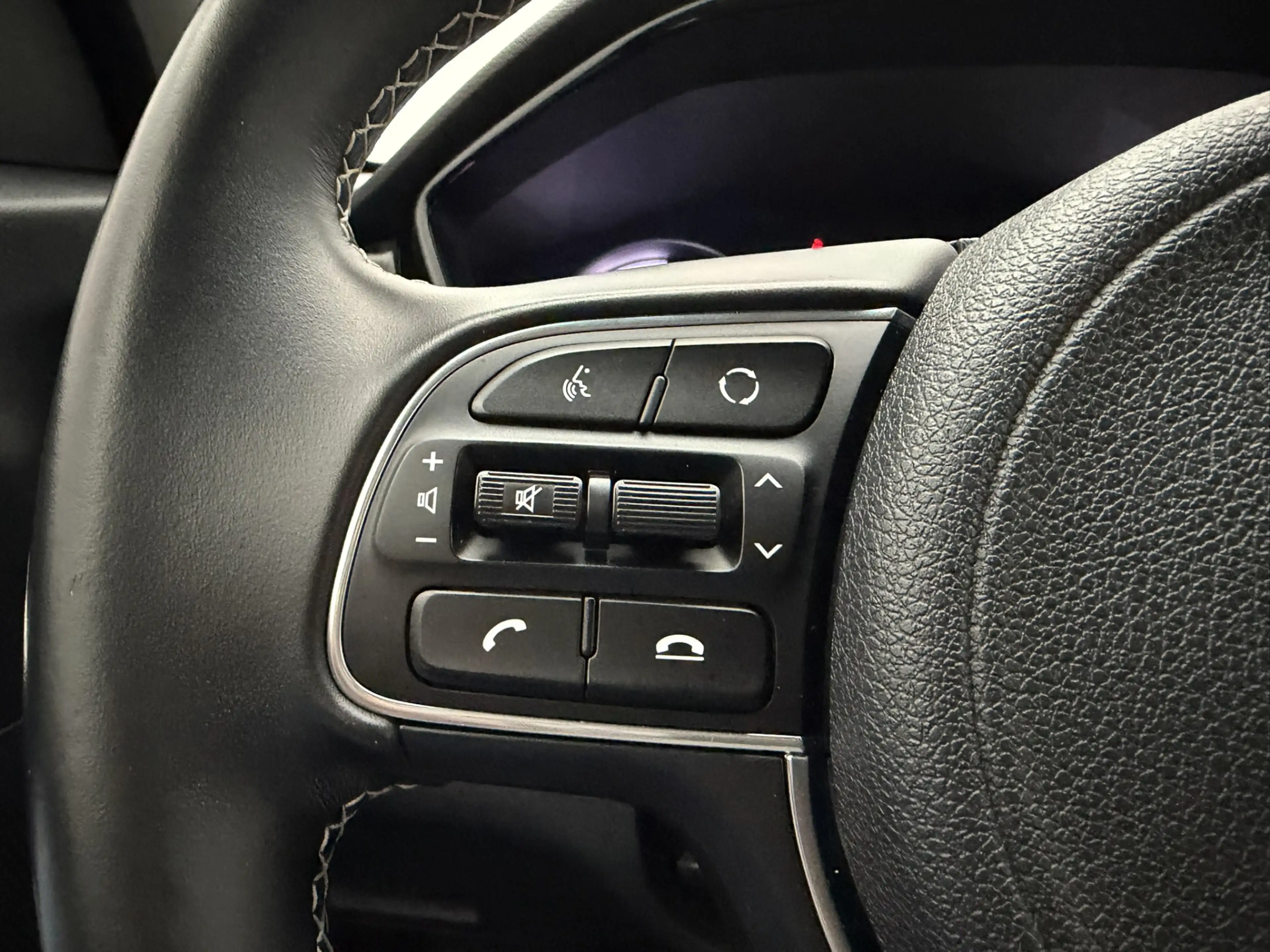 Kia e-Niro DynamicLine 64 kWh SOH 96,9% | Camera | Carplay&An — photo 11