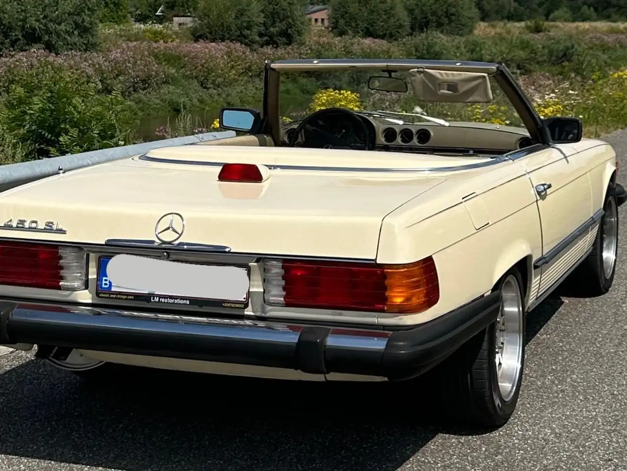Mercedes-Benz SL 450 W107 R107, foto 1