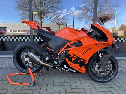 KTM RC 8C