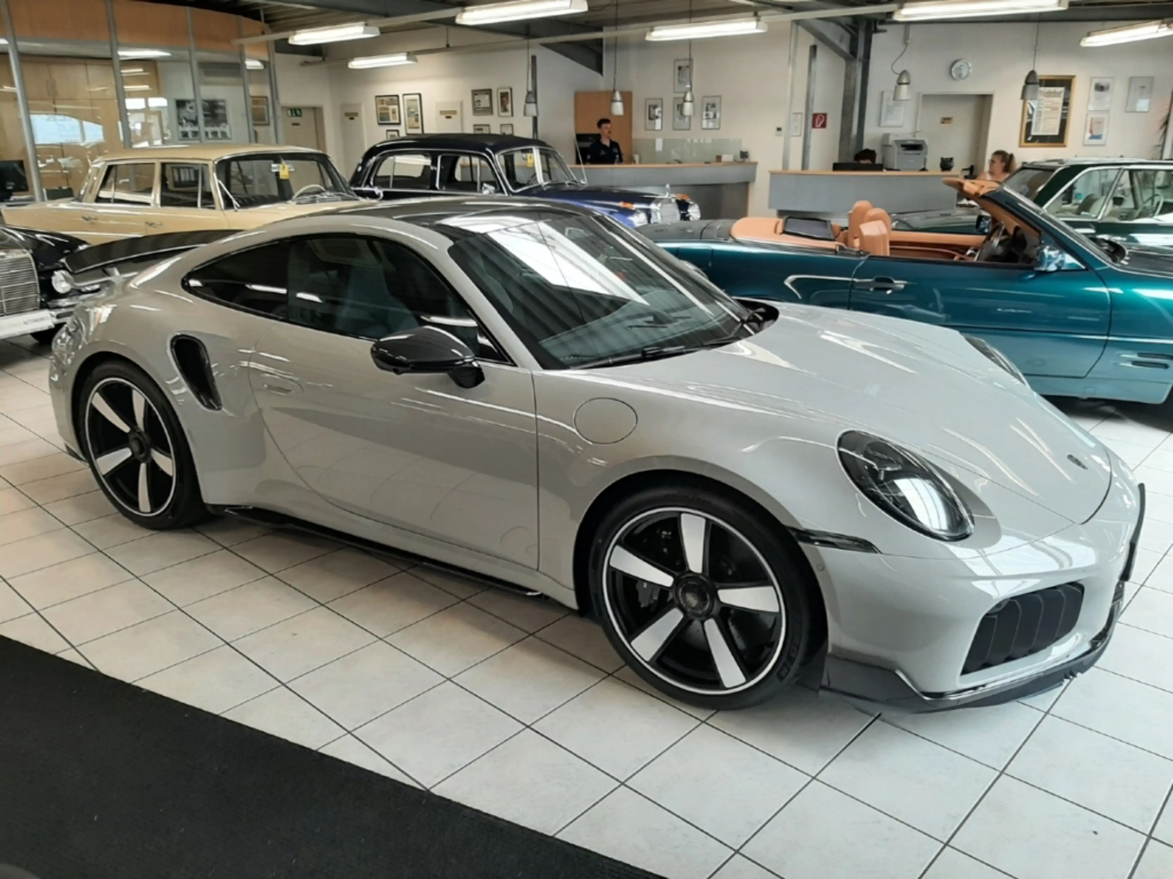 Porsche 911 992 Turbo S Carbon Lift Kreide sof.verfügbar — photo 3