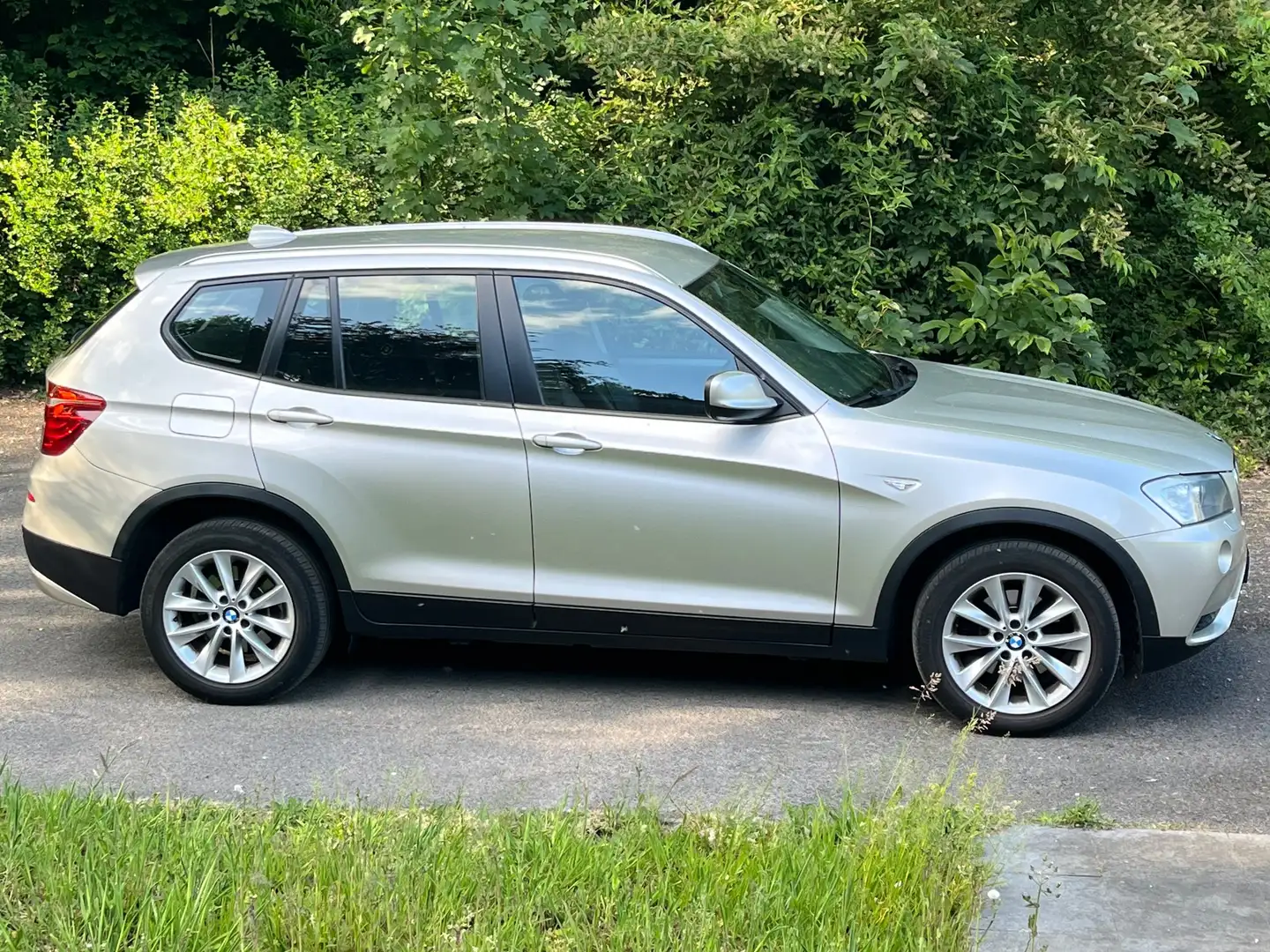 BMW X3 BMW X3 sDrive18d Oro - 1