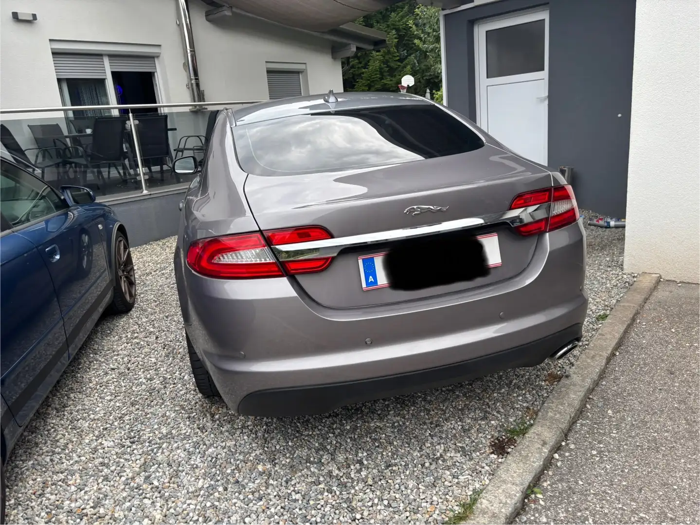 Jaguar XF 2,2 Diesel Luxury - 2