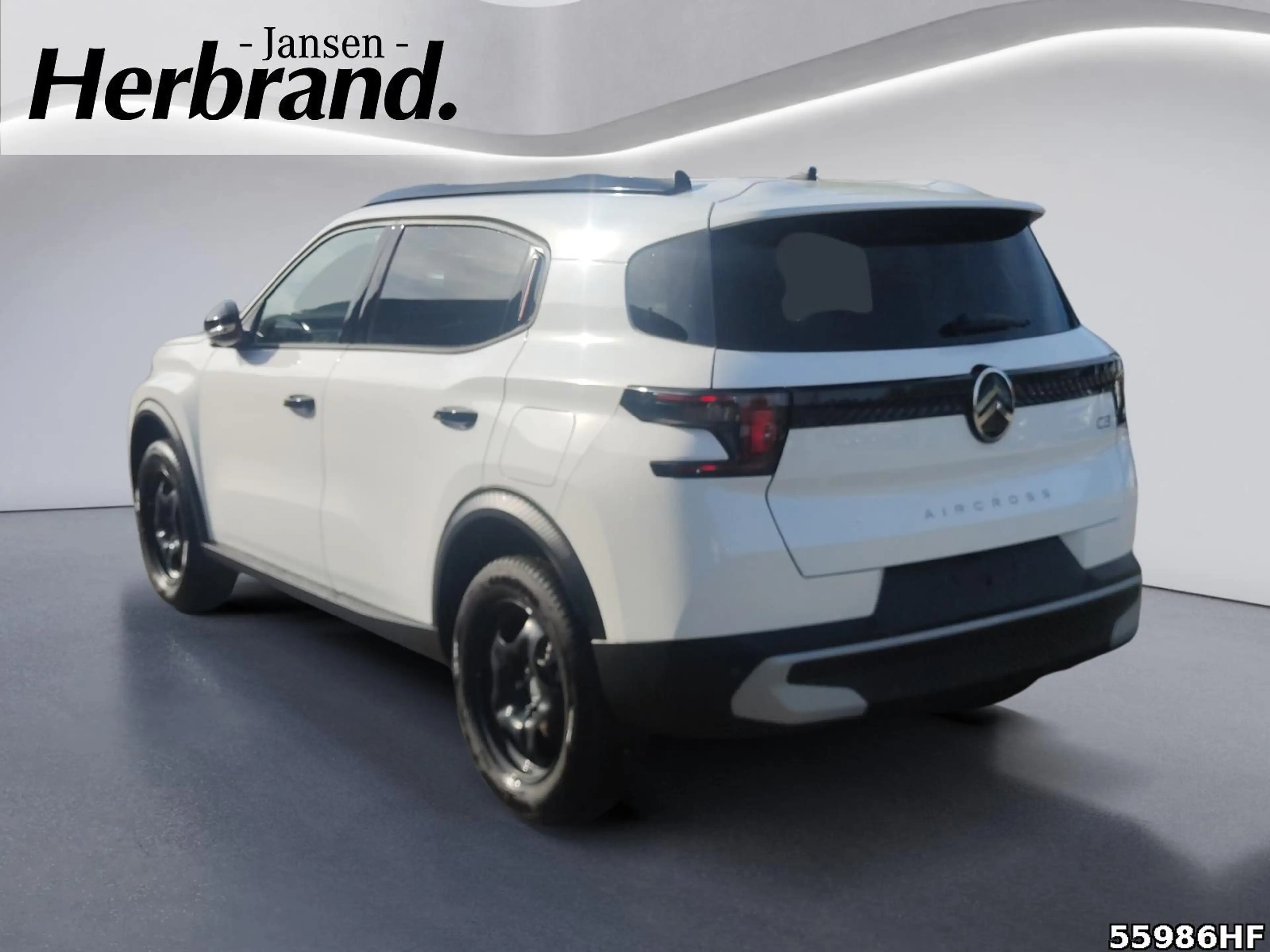 Citroen C3 Aircross Plus Hybrid 145 PS AT — photo 4