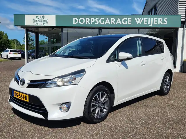 Toyota Verso 1.6 VVT-I Business TOP 5 Editie, trekhaak, camera,