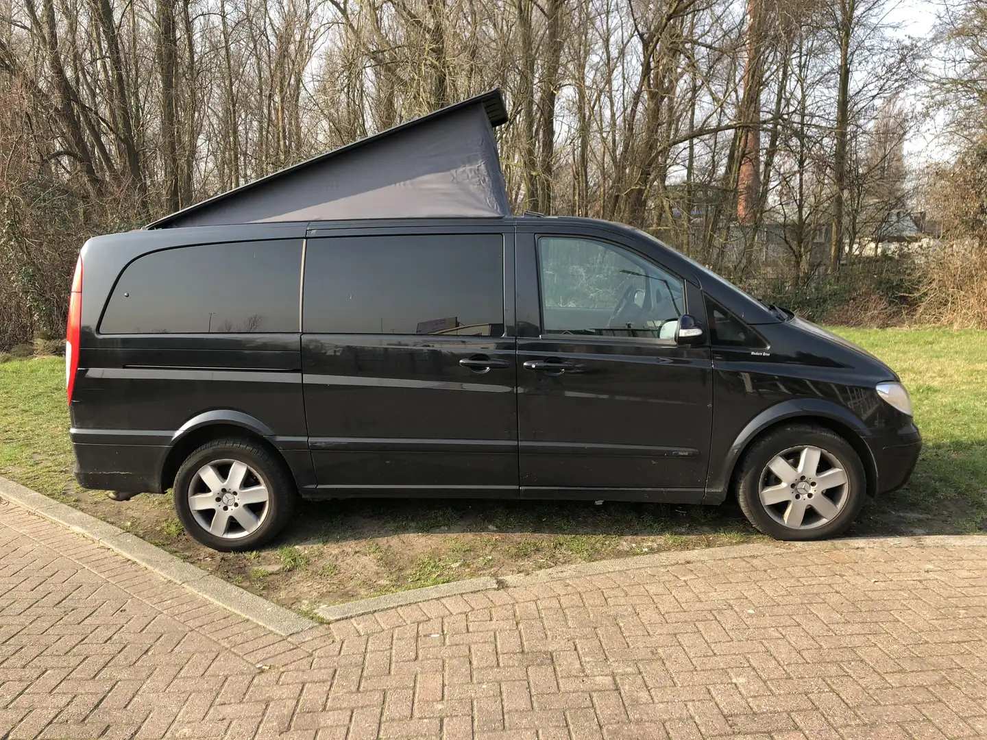 Mercedes-Benz Viano 2.2 CDI CAMPER 180PK! Cr.Contr/7zits/parksens/trek Negro - 1