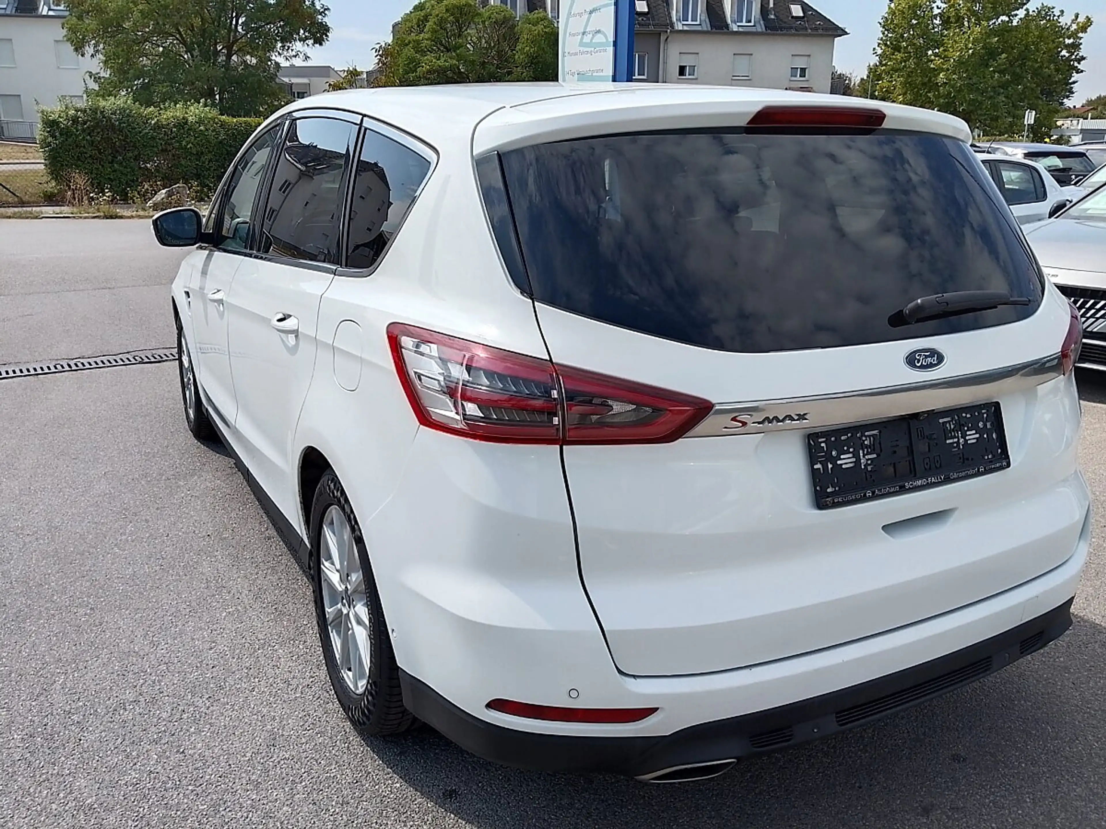 Ford S-Max S-MAX Titanium 2.0 TDCi Auto-Start/Stop Aut. — photo 5