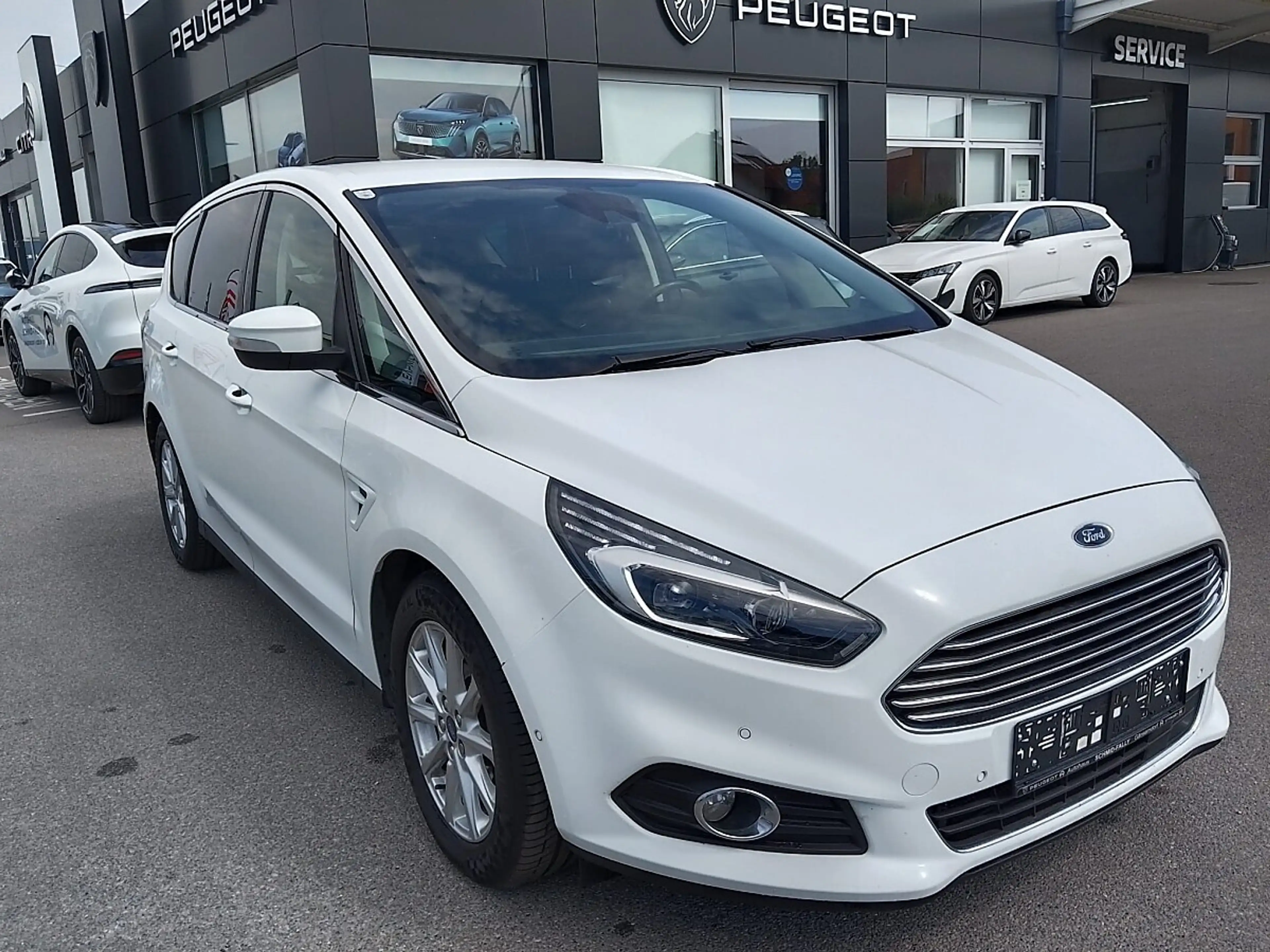 Ford S-Max S-MAX Titanium 2.0 TDCi Auto-Start/Stop Aut. — photo 12