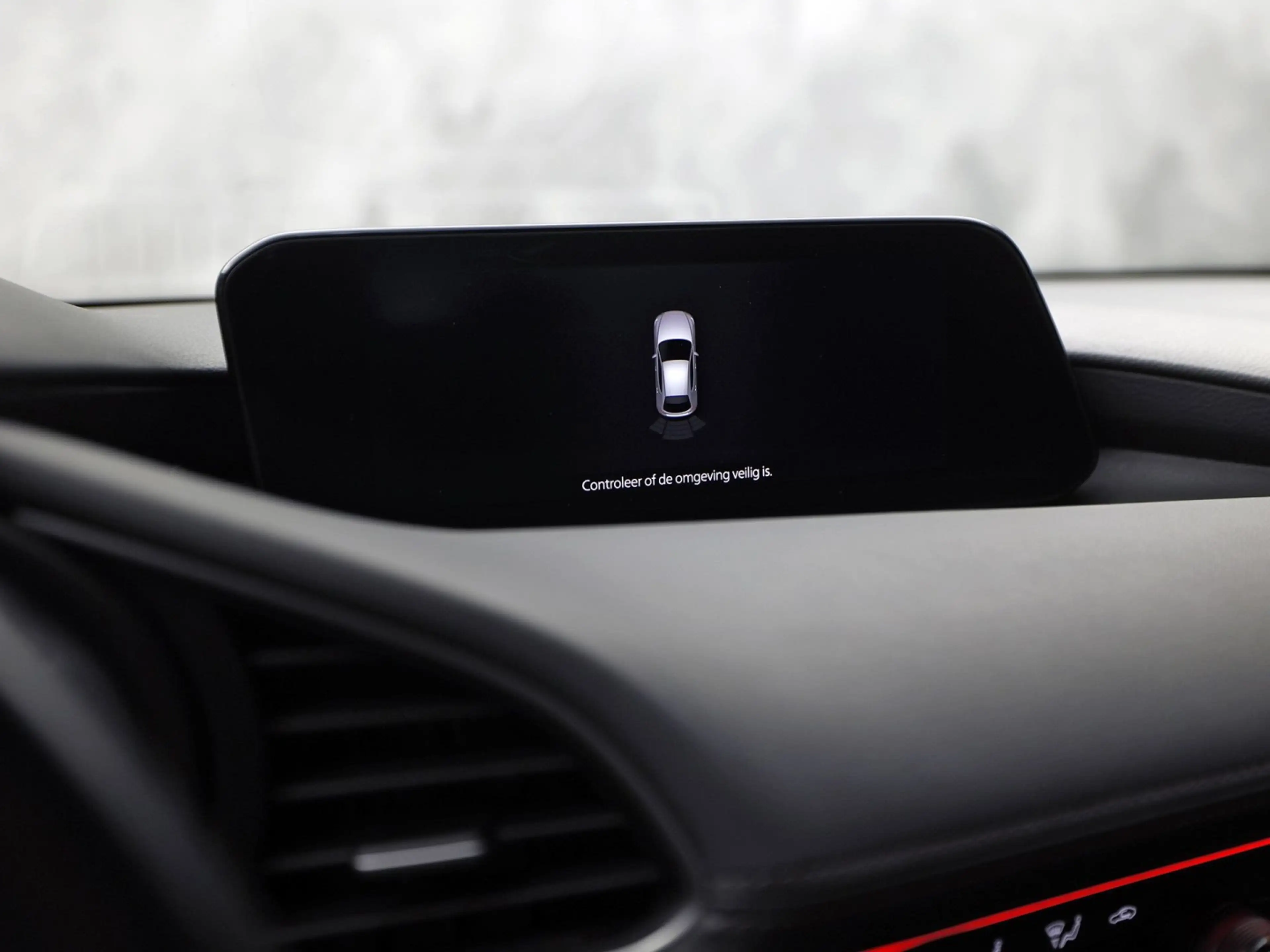 Mazda 3 2.0 e-SkyActiv-G M Sport (NAVIGATIE, ADAPTIVE CRUI — photo 23