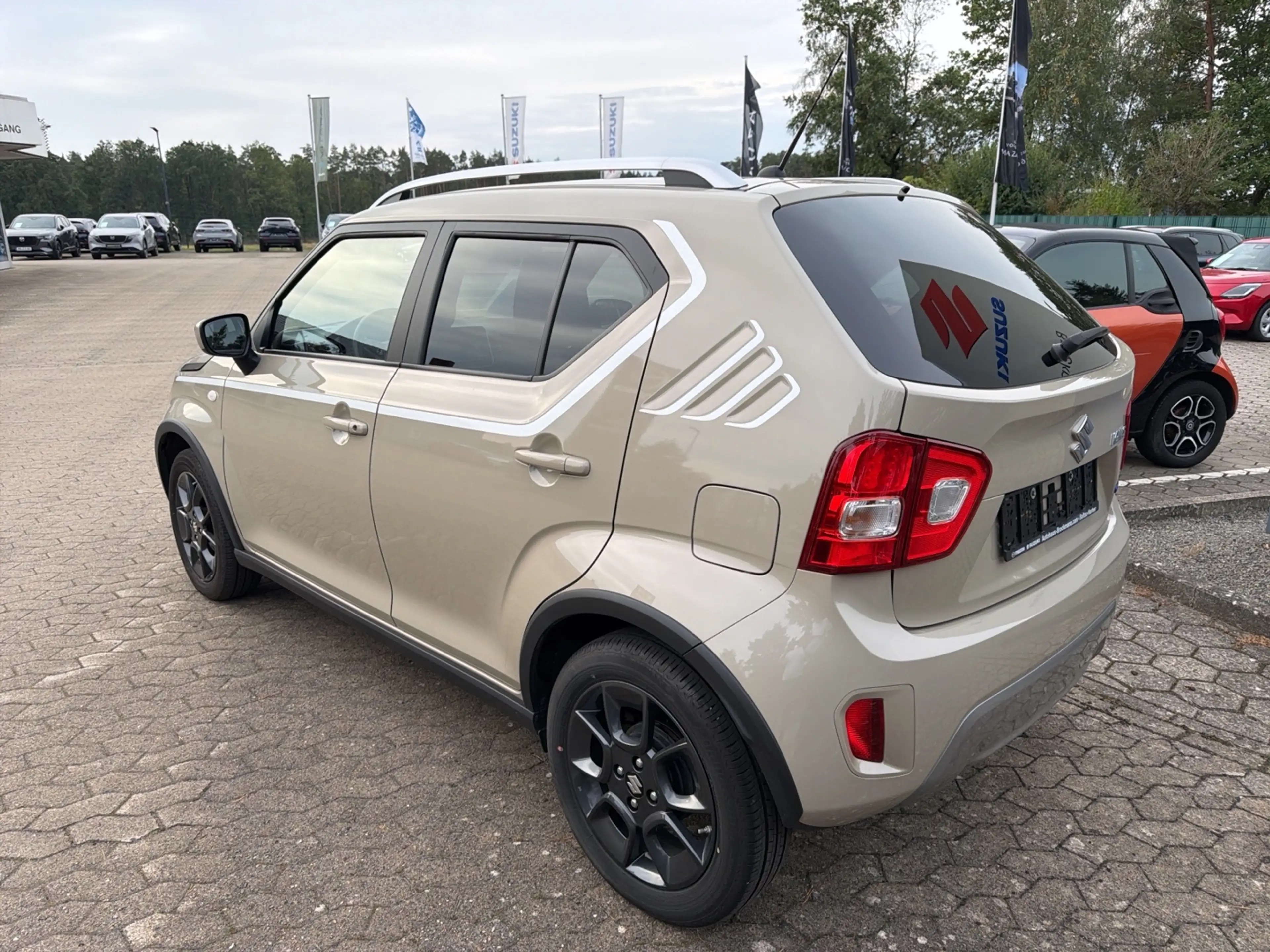 Suzuki Ignis 1.2 DUALJET Comfort — photo 2