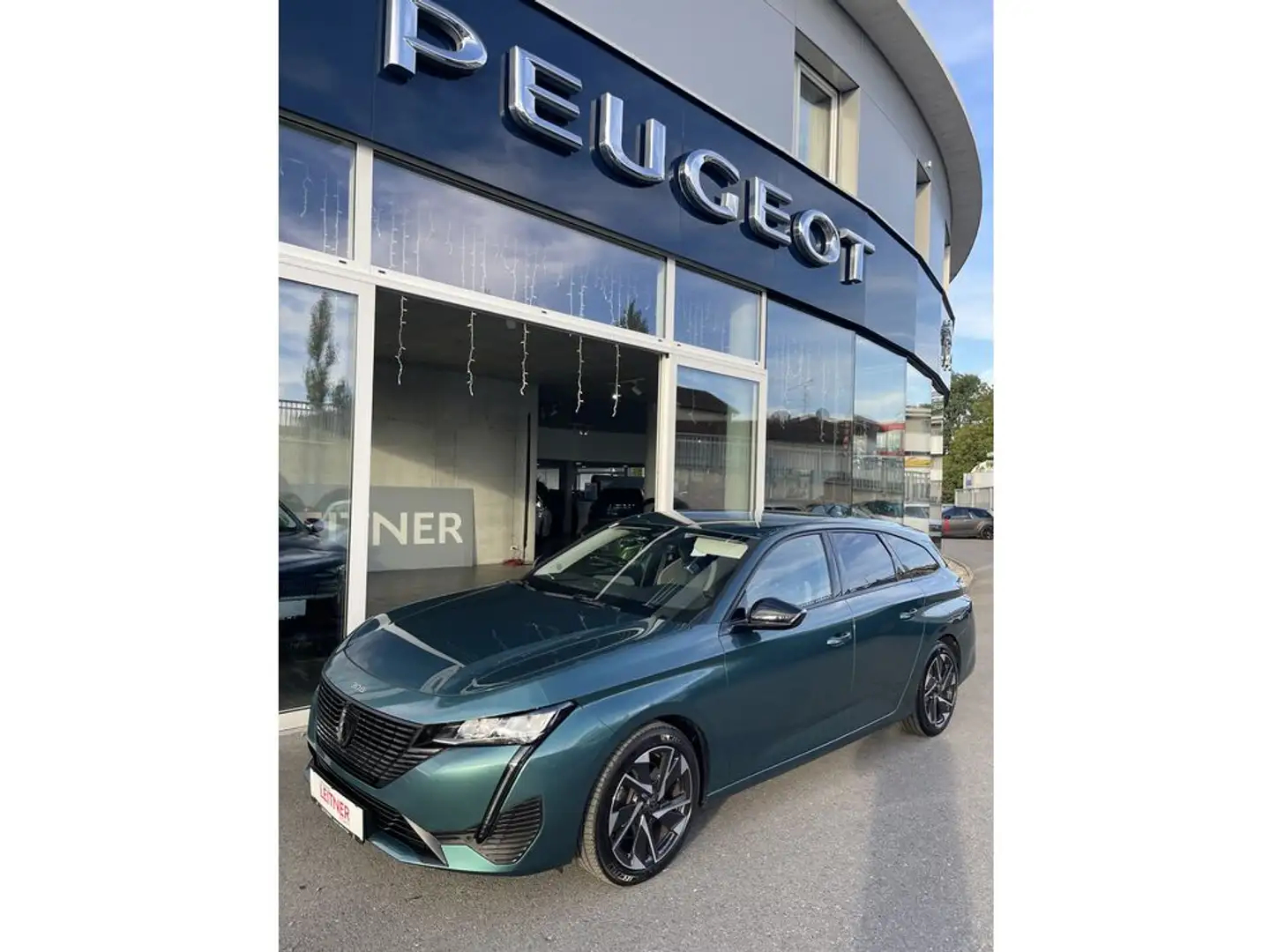 Peugeot 308 SW Kombi Allure Pack Blau - 1