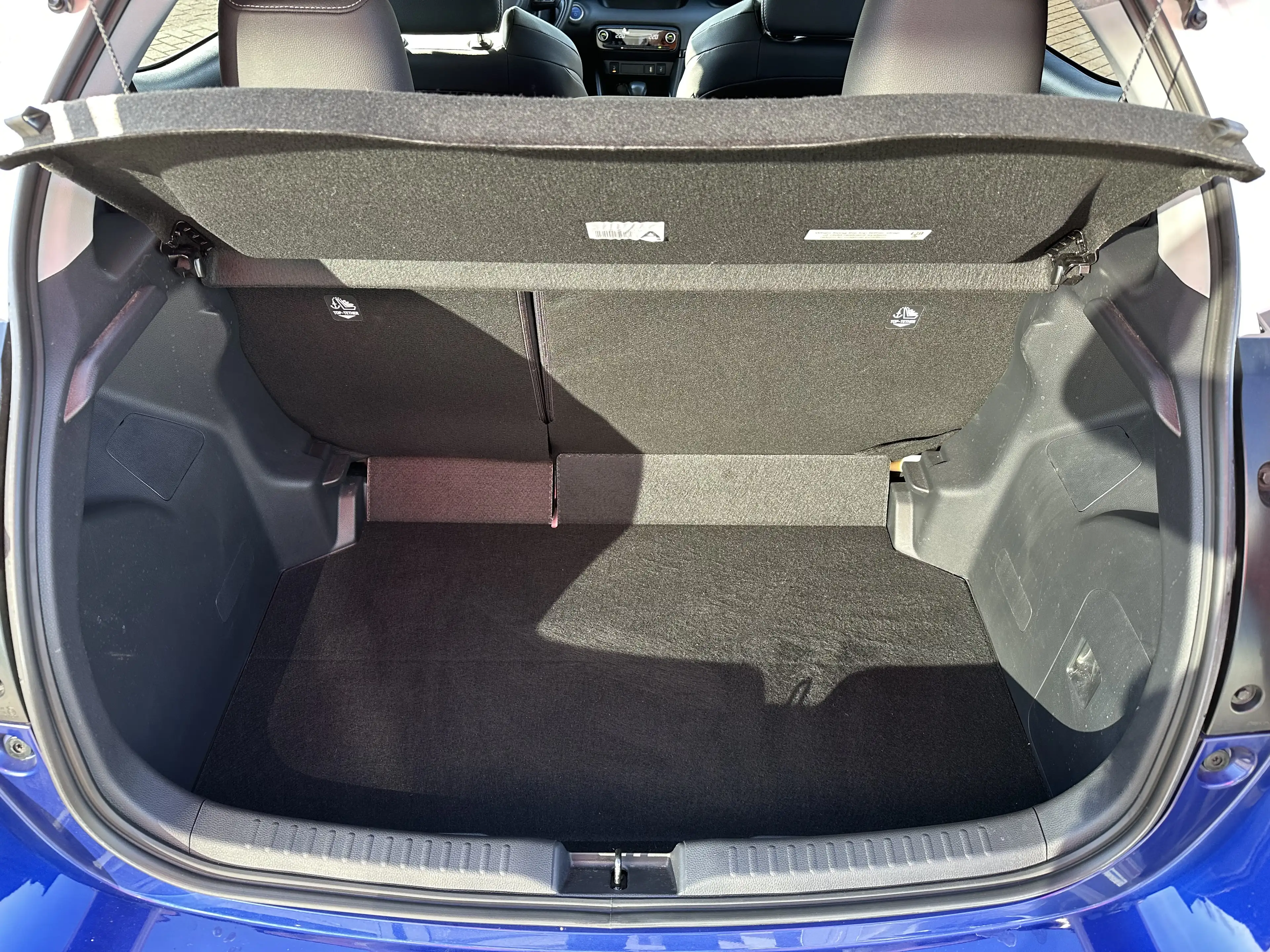 Mazda 2 Hybrid 1,5 CVT AL SELECT/PANO/2 FARBIG — photo 13
