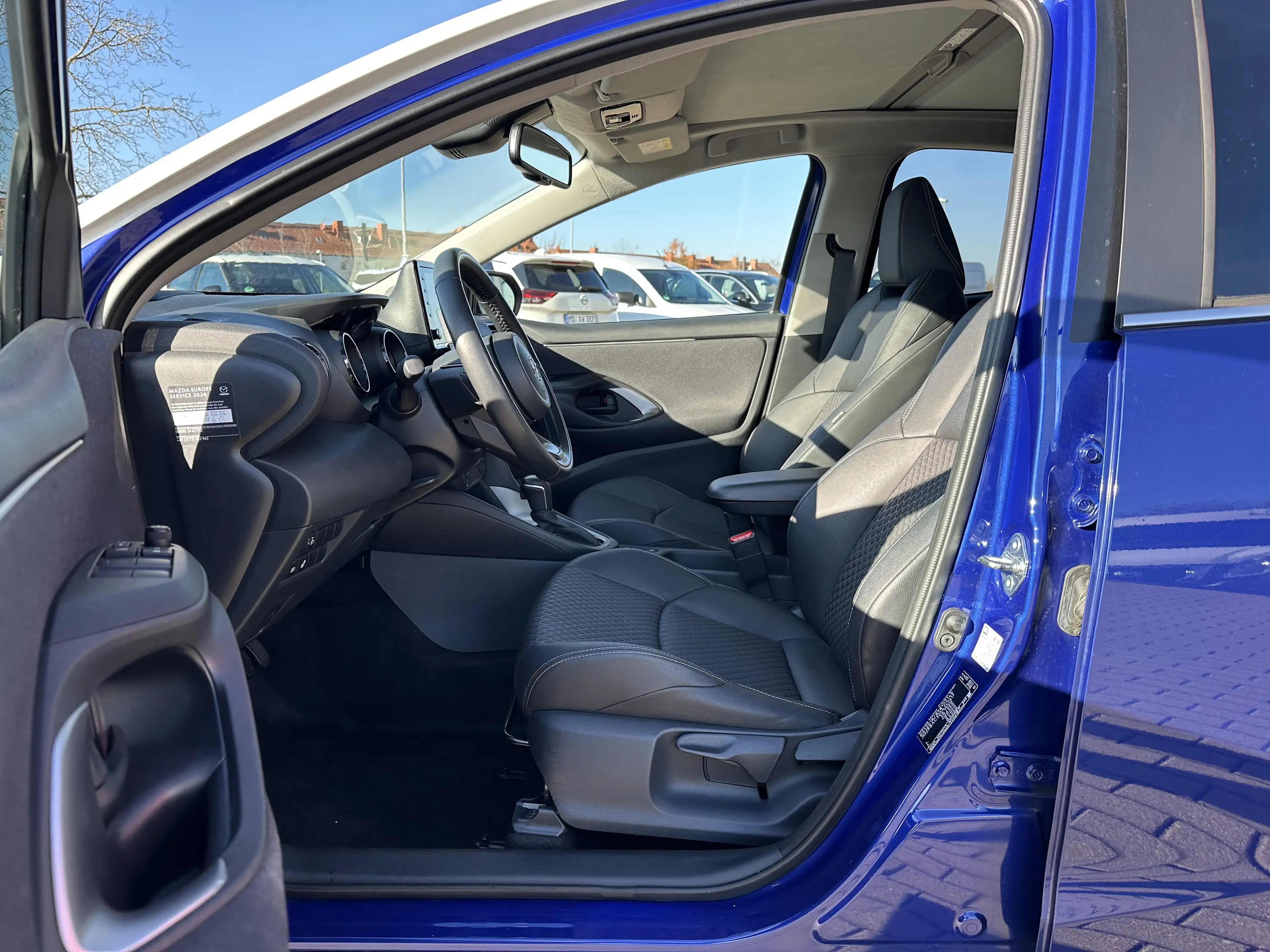 Mazda 2 Hybrid 1,5 CVT AL SELECT/PANO/2 FARBIG — photo 14