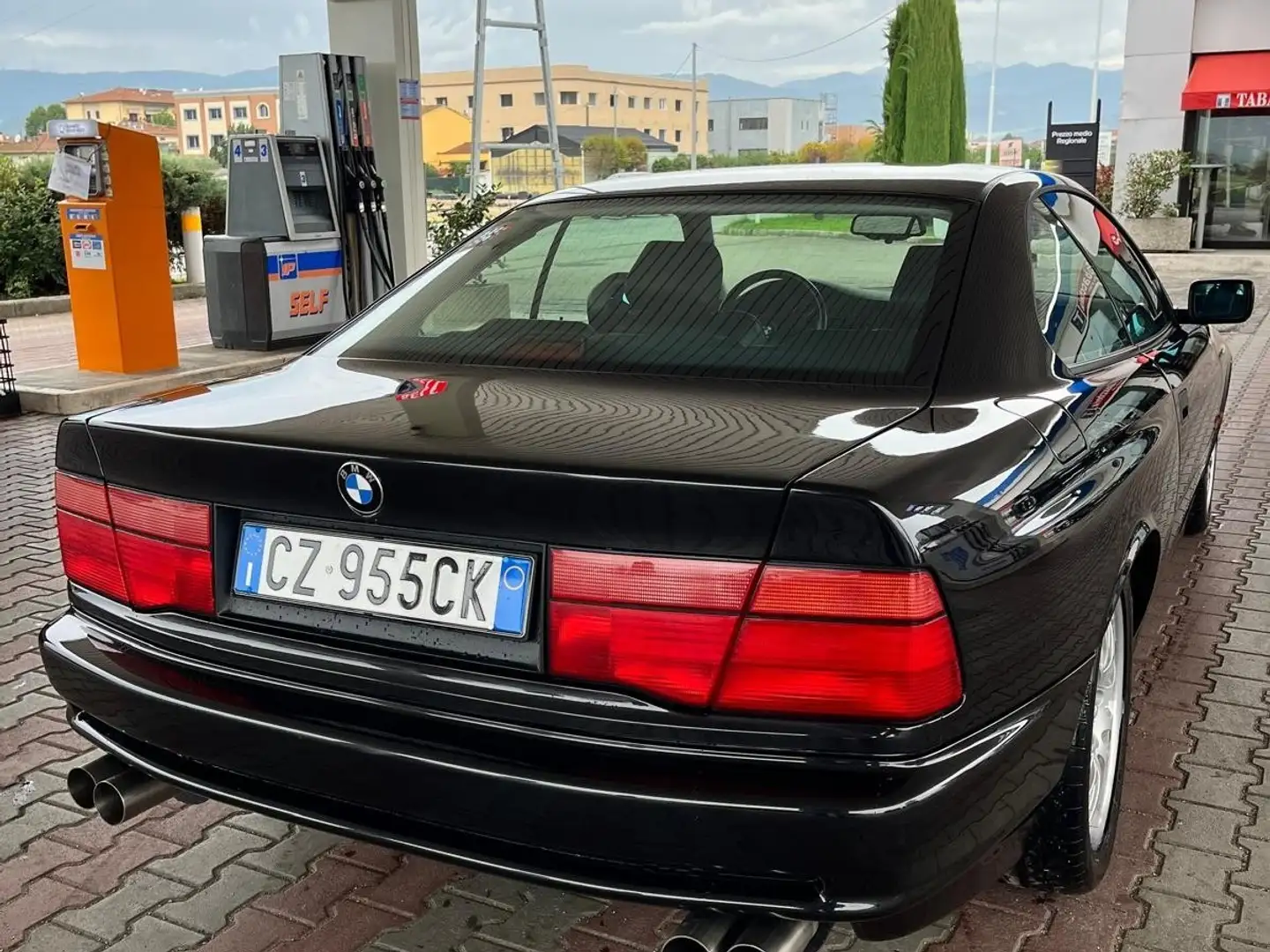 BMW 840 840Ci Zwart - 2