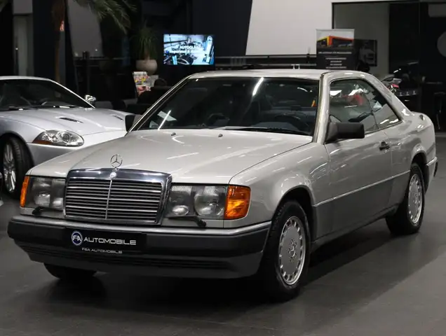 Mercedes-Benz 300 CE Coupe Dt.Fzg.+19Tkm+Original Zustand