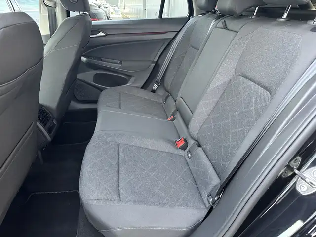 Volkswagen Golf view 11