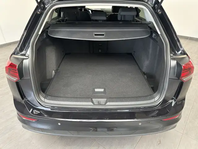 Volkswagen Golf view 6