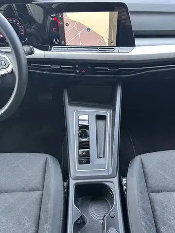 Volkswagen Golf view 13
