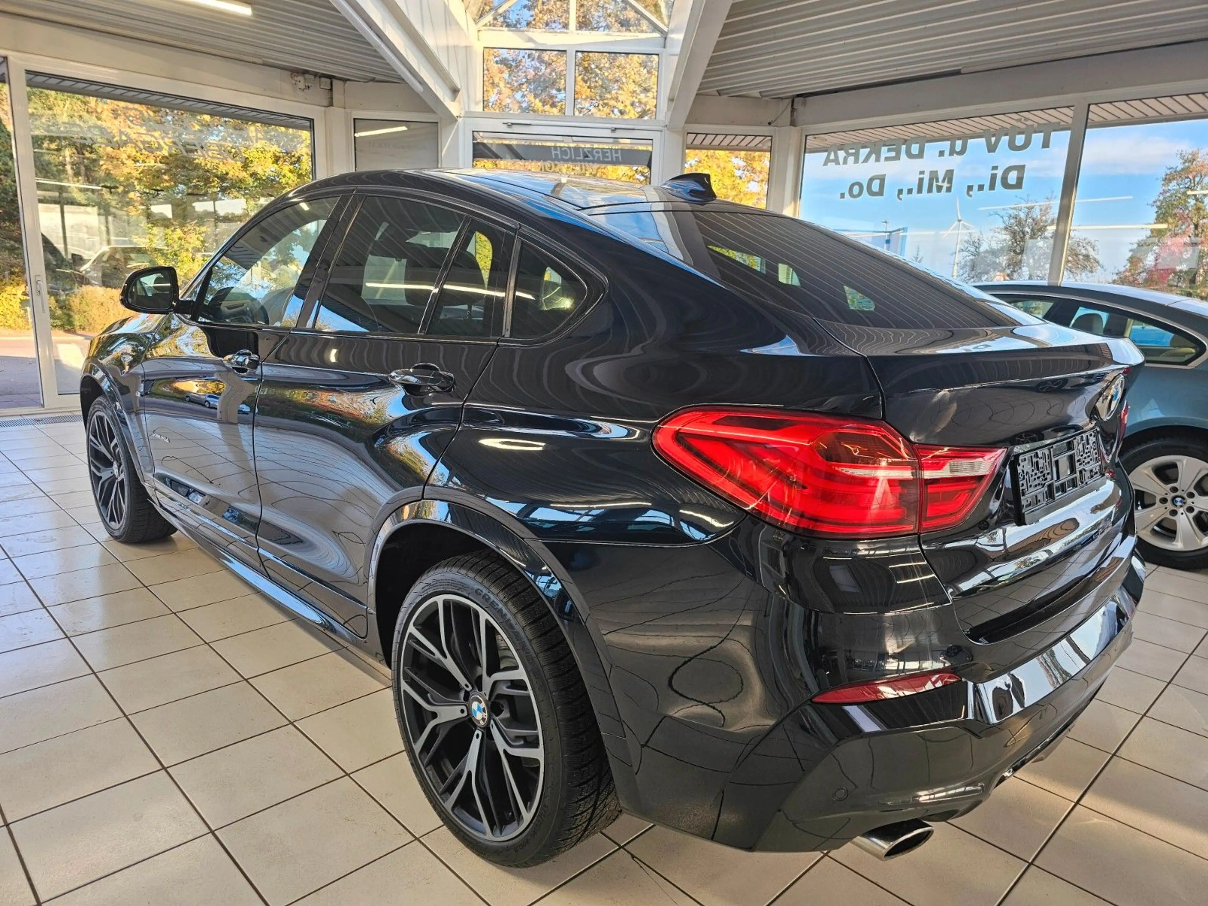 BMW X4 xDrive 20 d M Sport — photo 5